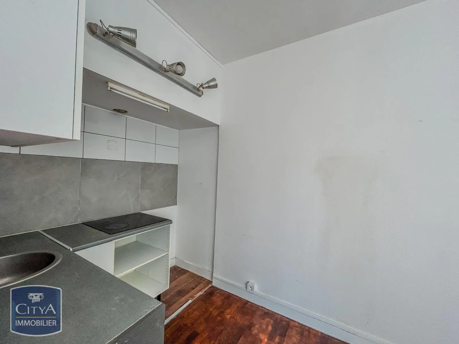 Photo 3 Appartement 1 pièce 16.49m²