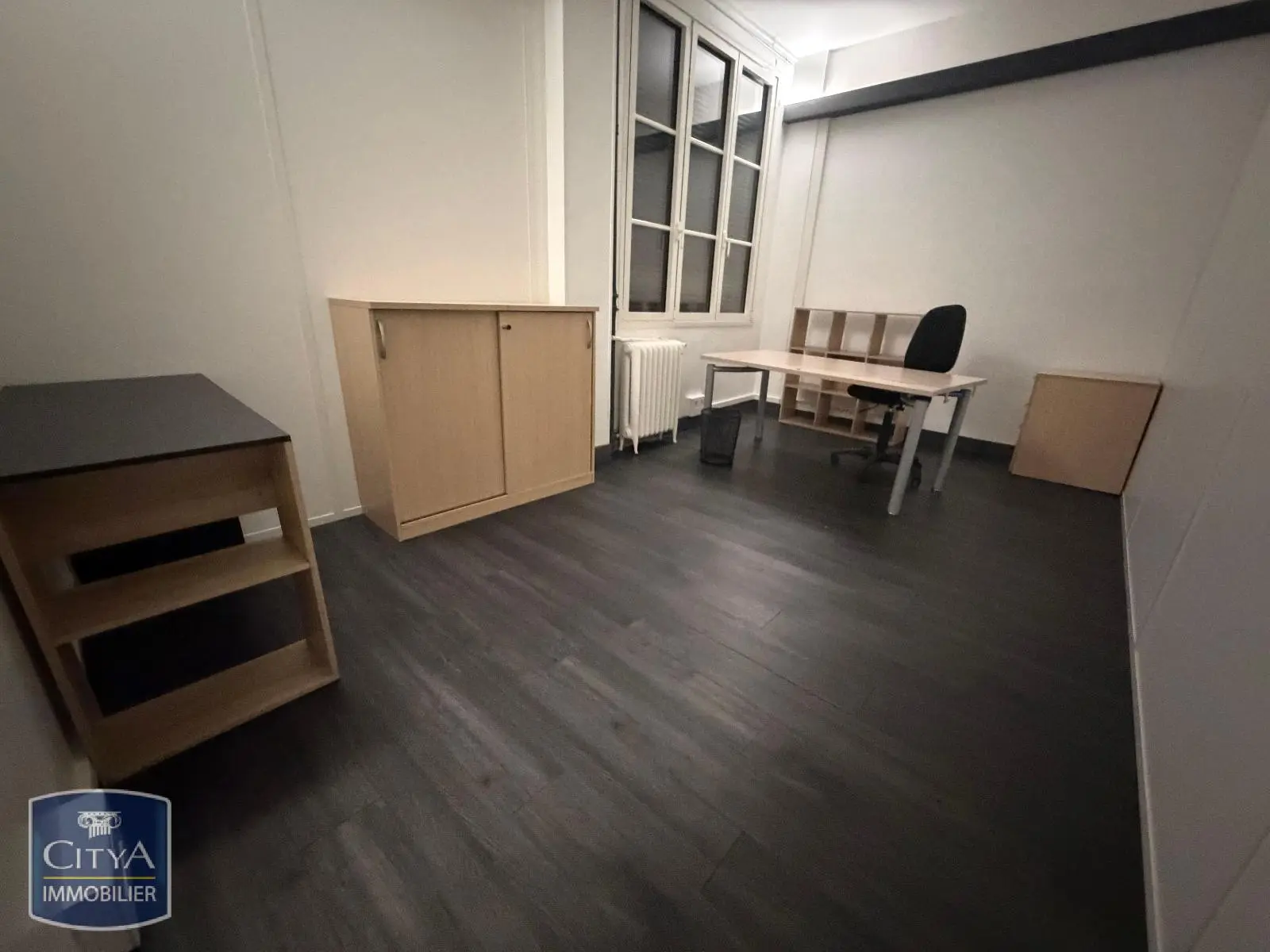 Photo 11 Local Commercial