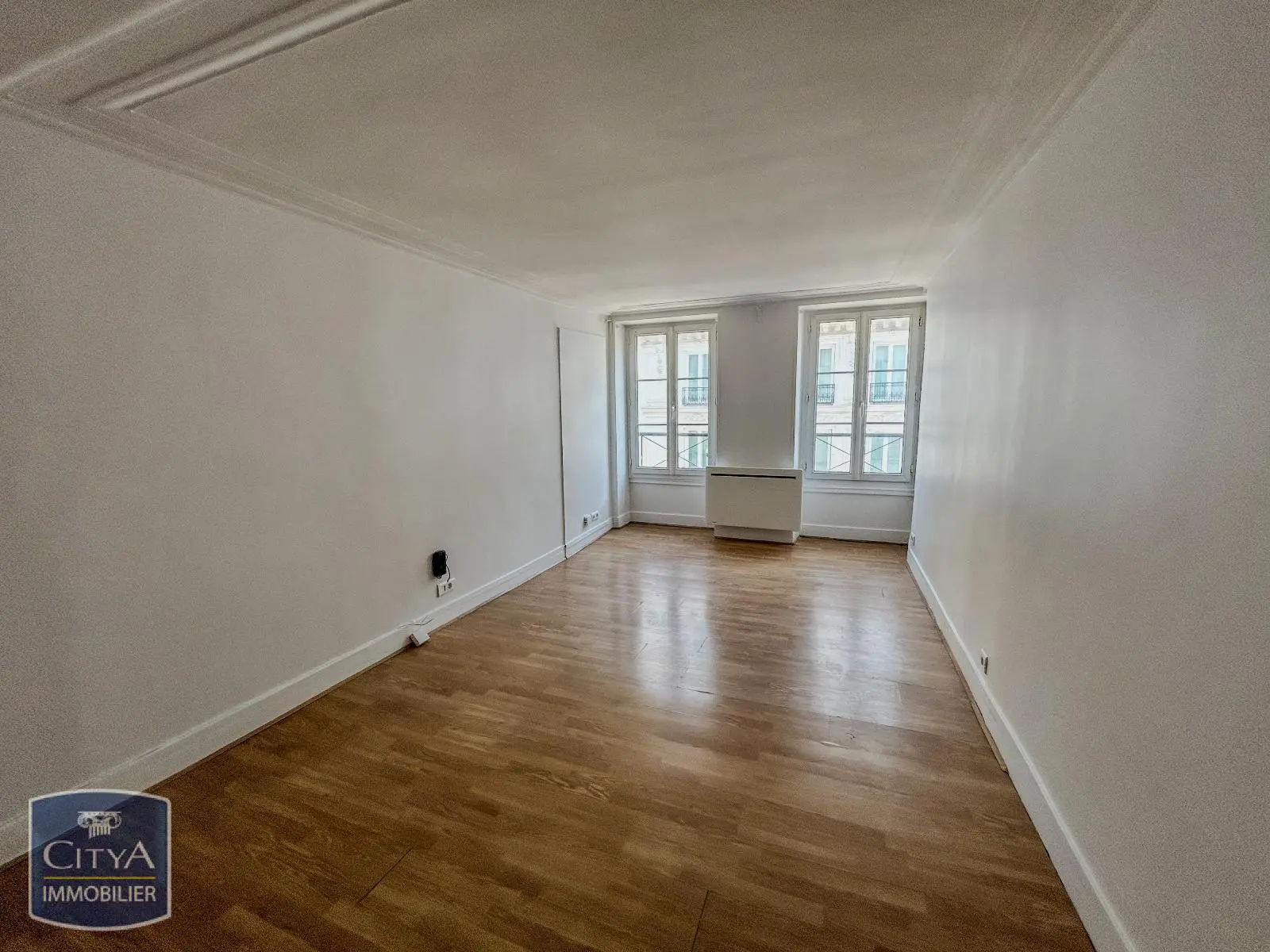 Photo 1 Appartement 1 pièce 21.93m²