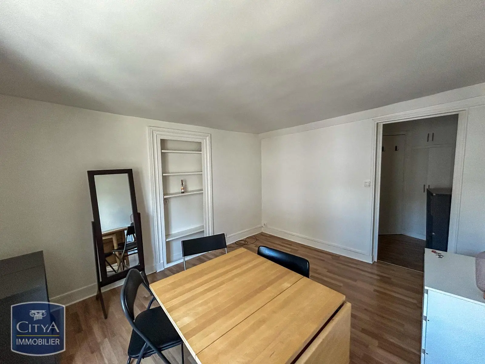 Photo 2 Appartement 1 pièce 21.22m²