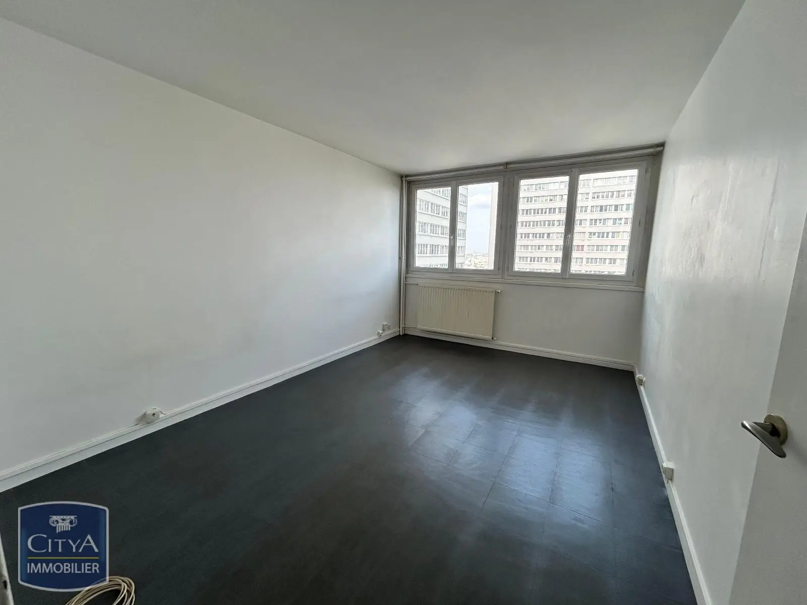 Photo 1 Appartement 1 pièce 28.59m²