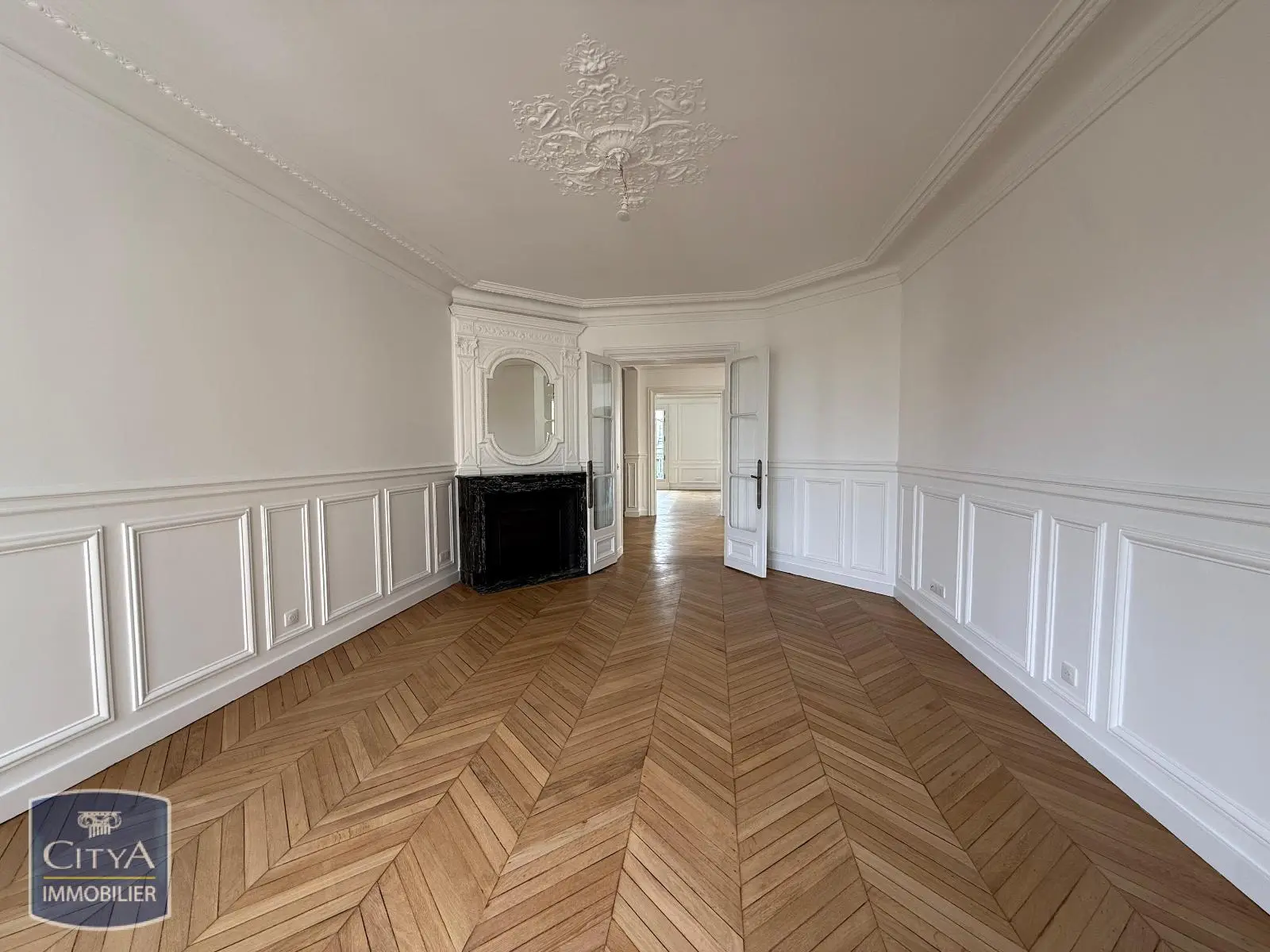 Photo 5 Appartement 6 pièces 211.71m²