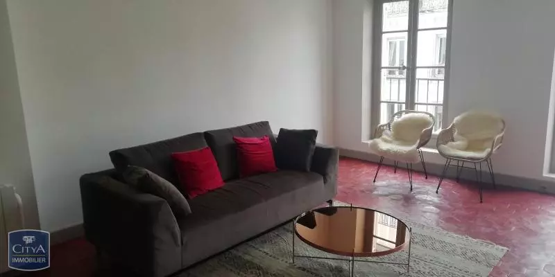 Illustration pour Appartement 2 pièces 74m² Photo Appartement 2 pièces 74m²