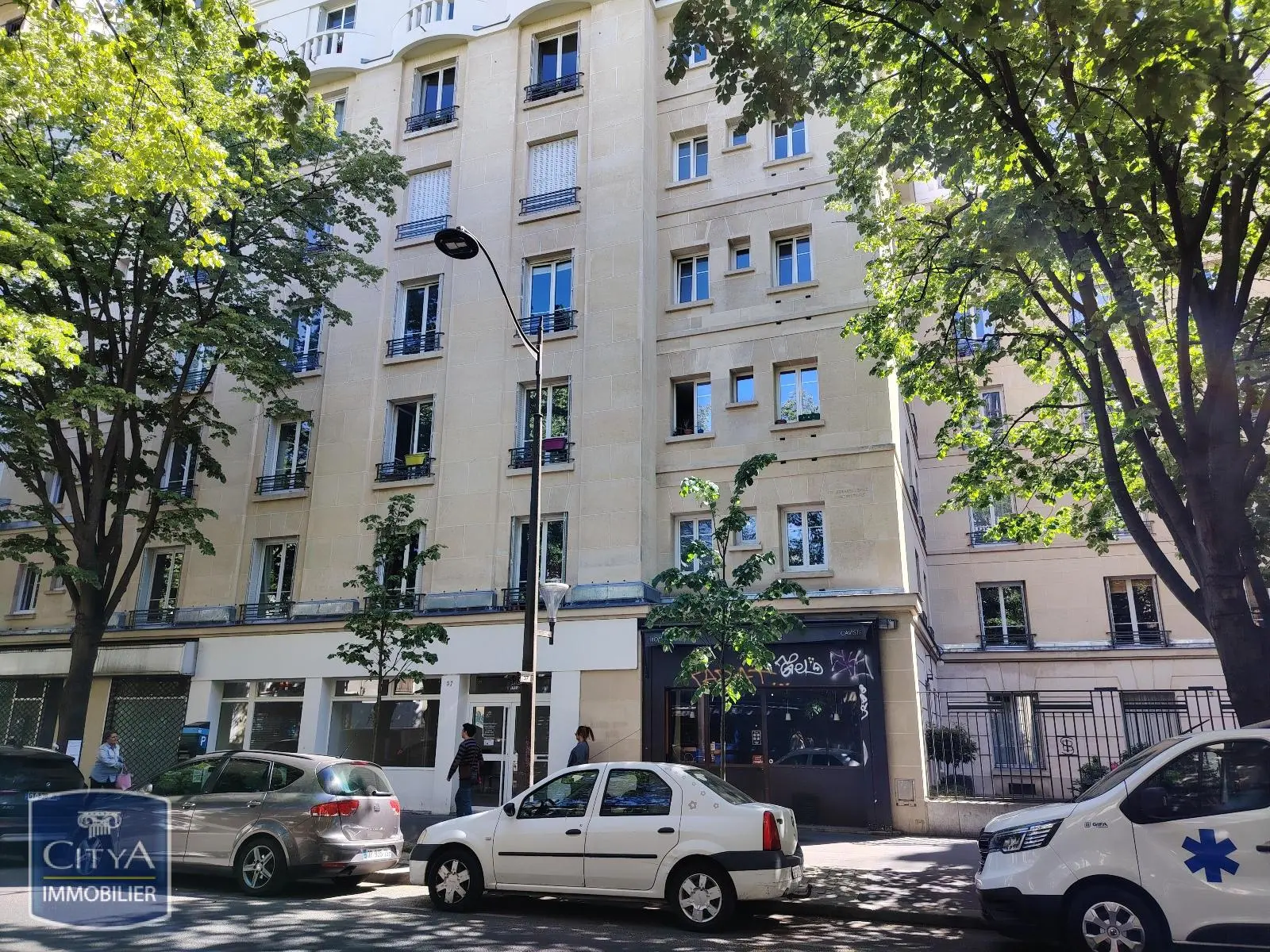 Photo 1 Local Commercial