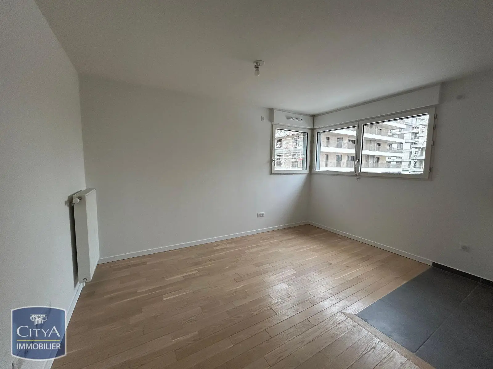 Photo 1 Appartement 4 pièces 75.81m²