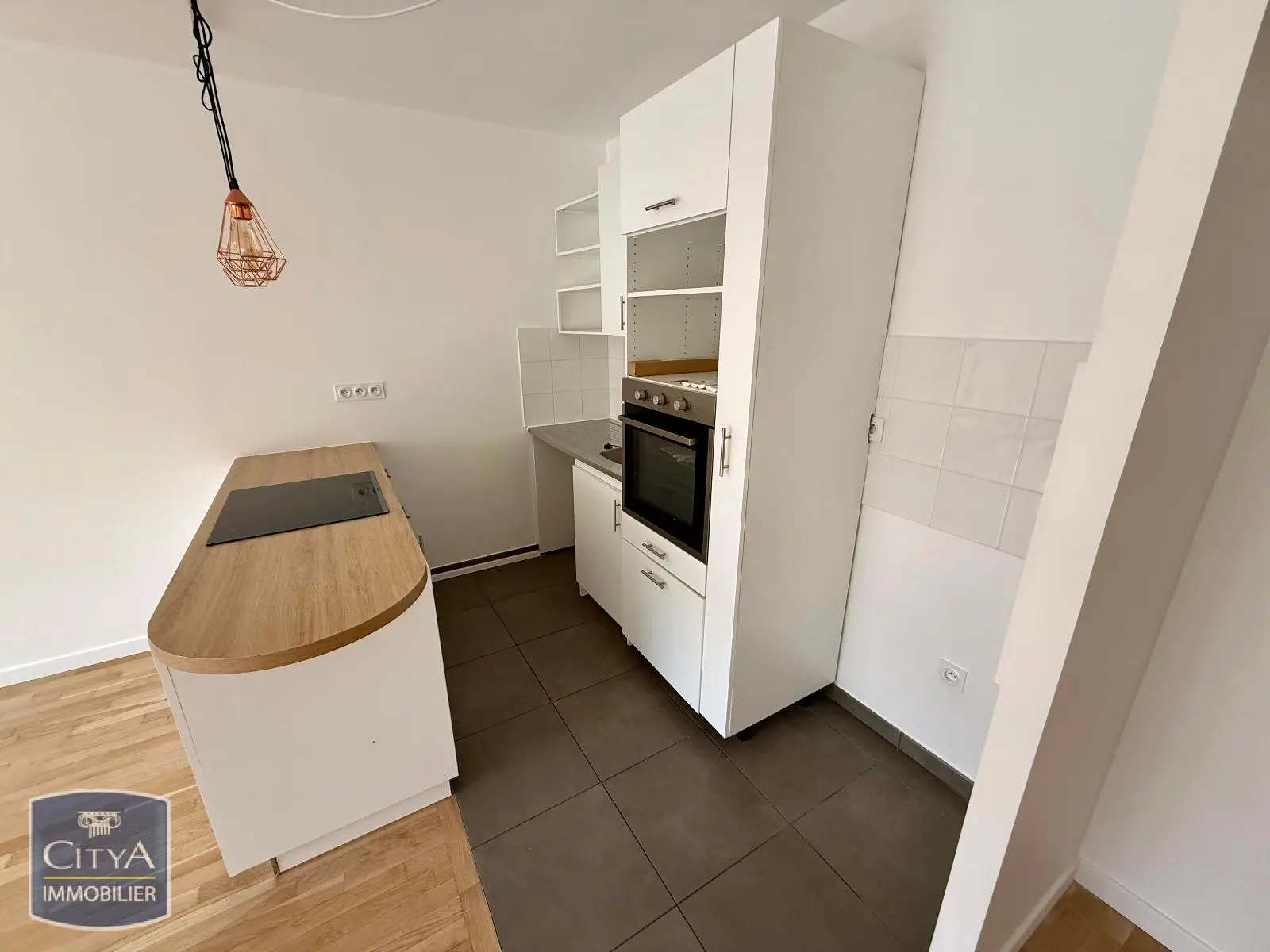 Photo 2 appartement Puteaux