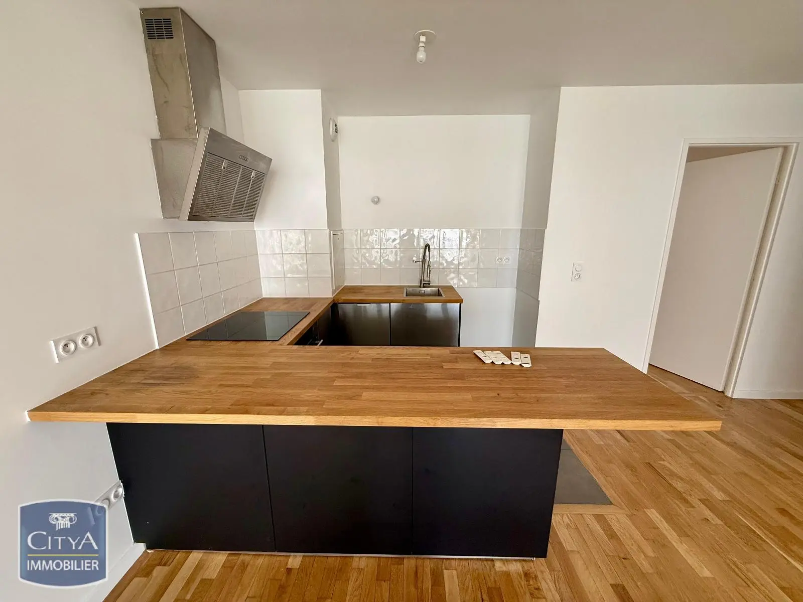 Photo 2 appartement Puteaux