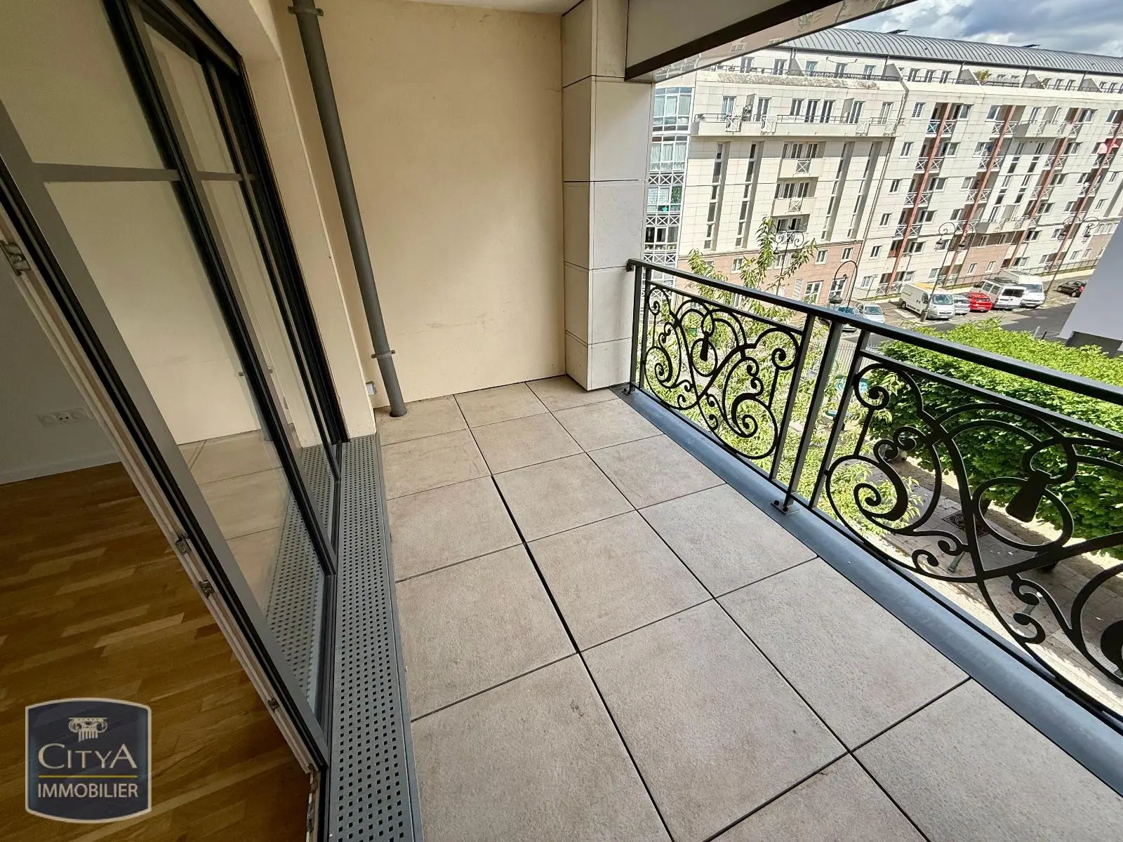 Puteaux (92800) Appartement 4 pièces 78.95m² photo 4
