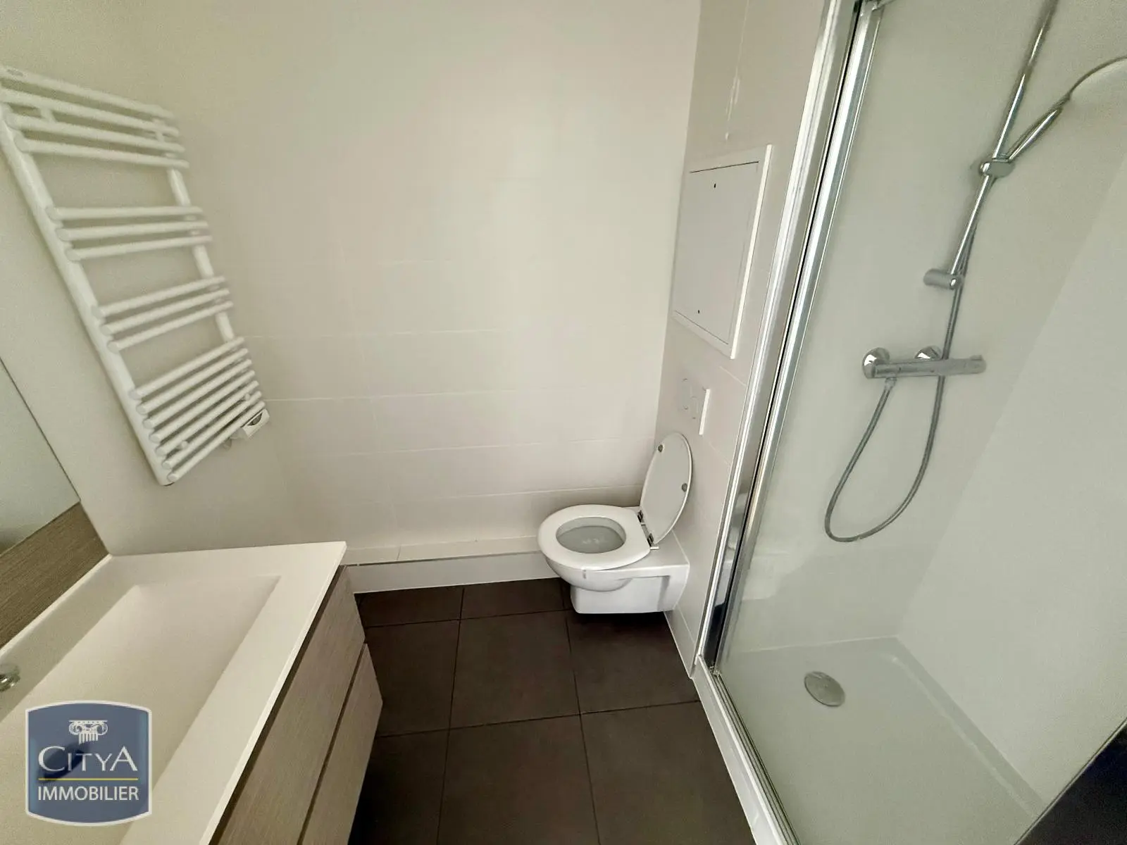 Puteaux (92800) Appartement 4 pièces 78.95m² photo 7