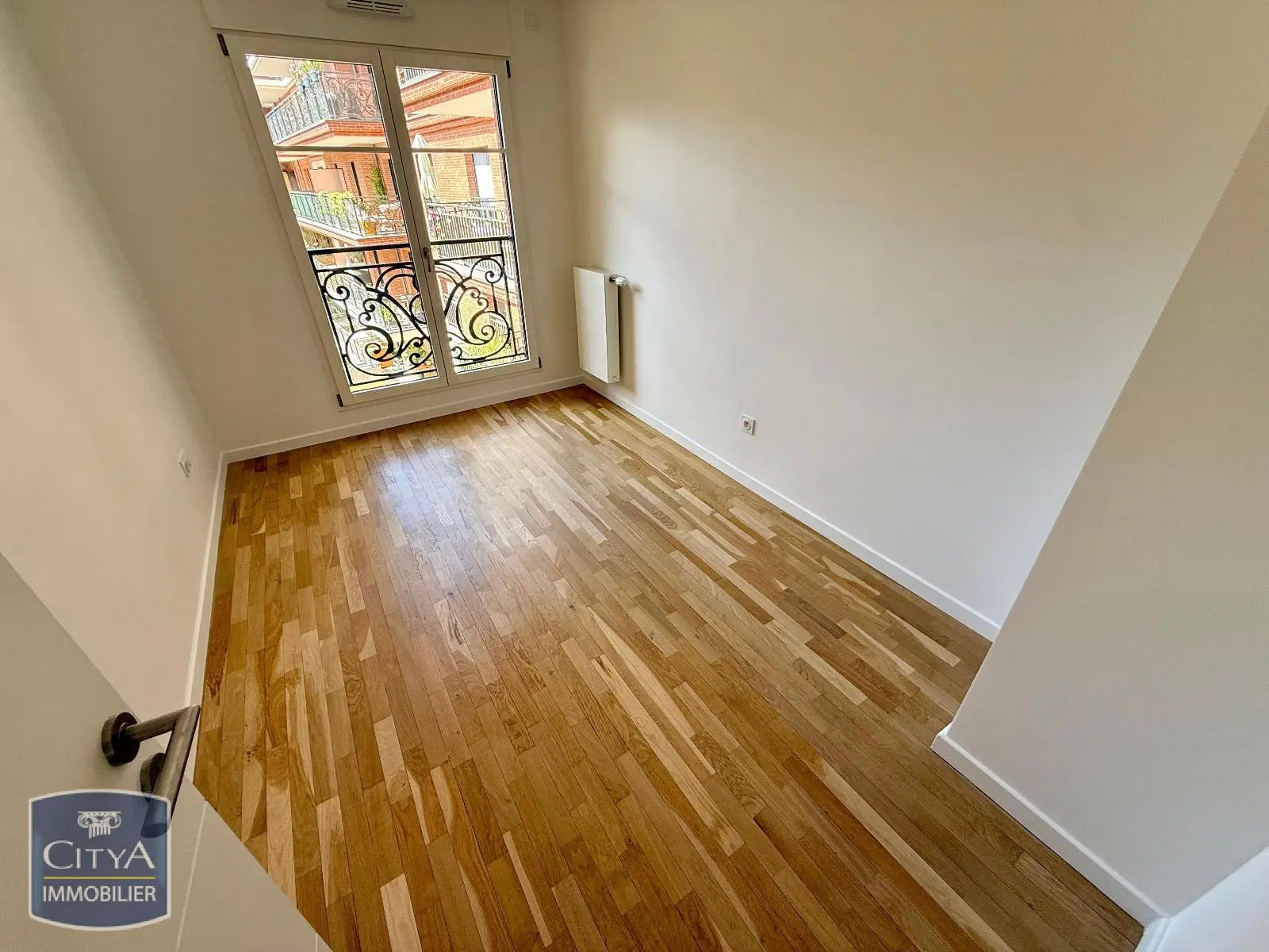 Puteaux (92800) Appartement 4 pièces 78.95m² photo 6