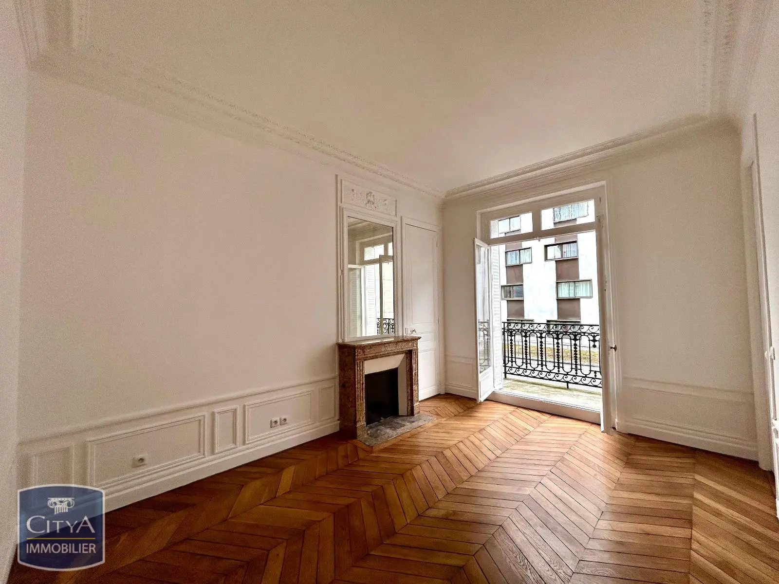 Photo 13 Appartement 5 pièces 137.68m²