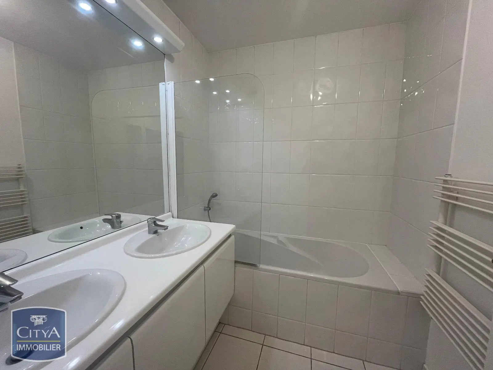 Photo 11 Appartement 5 pièces 111.76m²