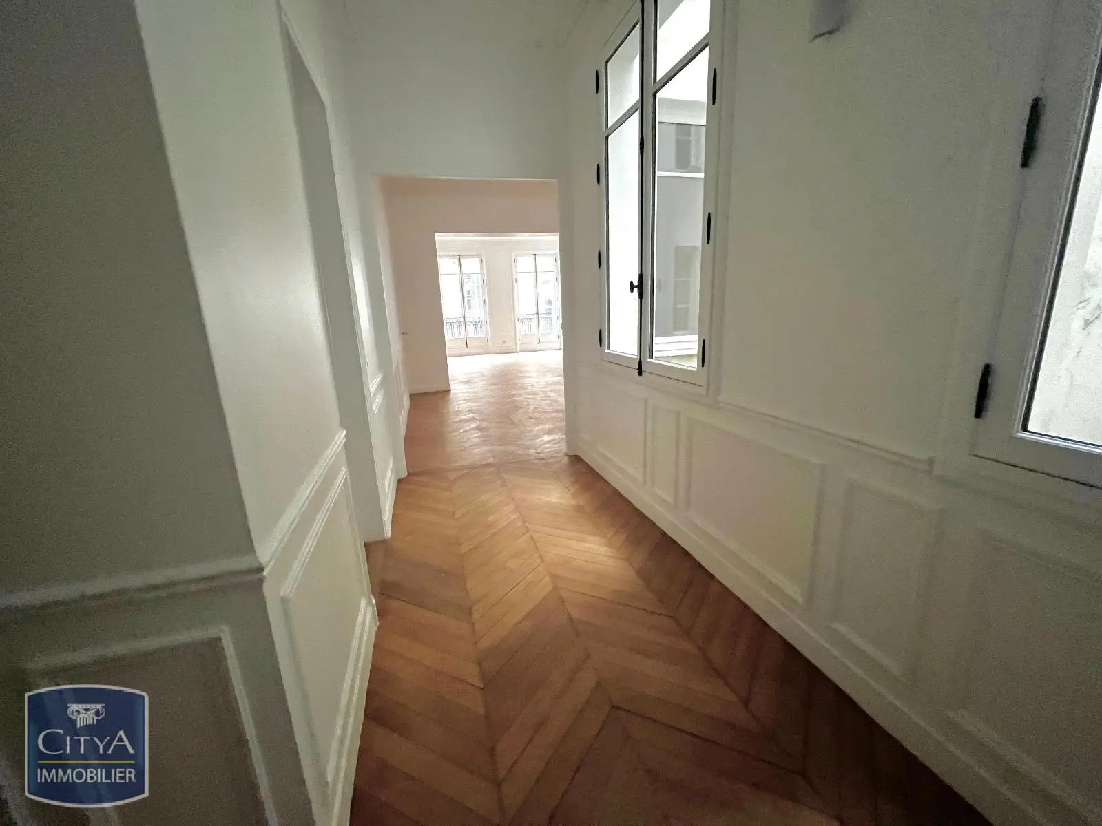 Photo 8 Appartement 6 pièces 170.34m²