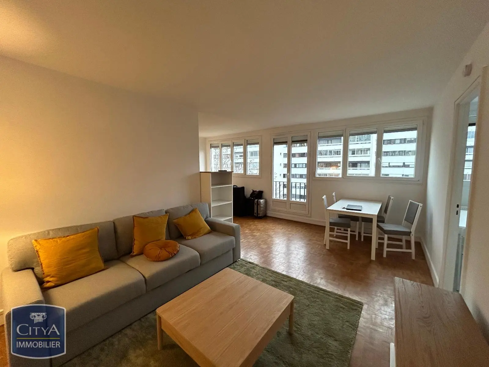 Photo 1 Appartement 1 pièce 45.65m²