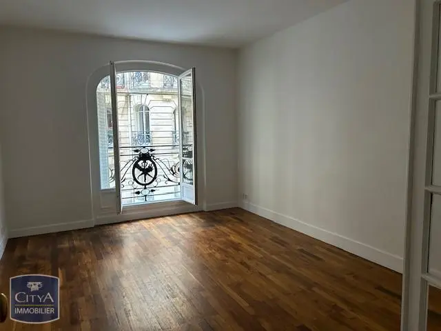 Photo 3 Appartement 2 pièces 55.81m²