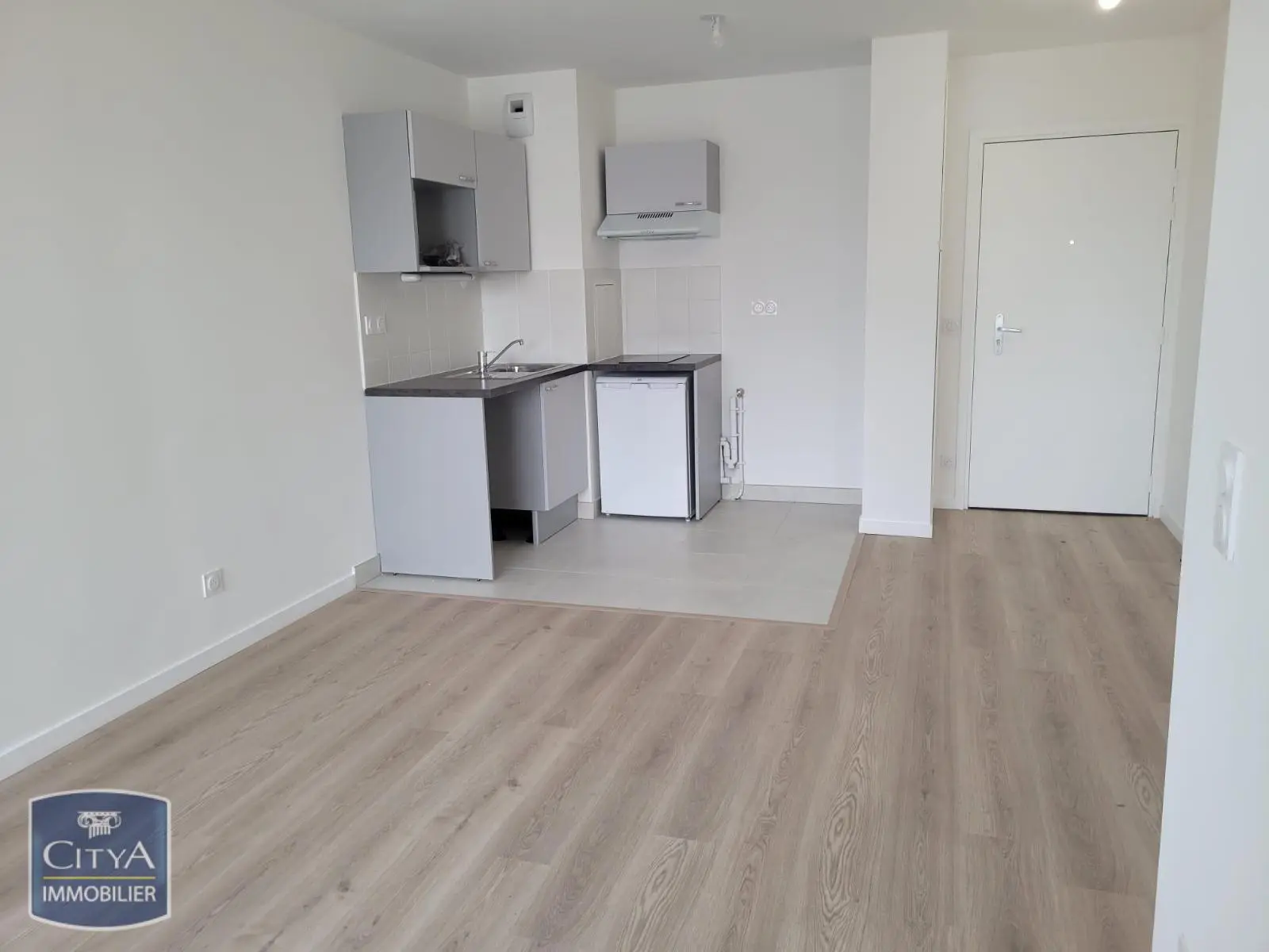 Noisy-le-Grand (93160) Appartement 2 pièces 40m² photo 2