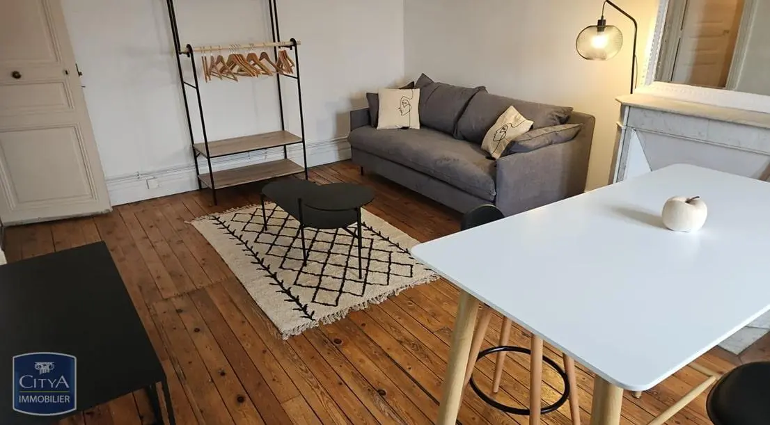 Photo 1 Appartement 1 pièce 26.93m²