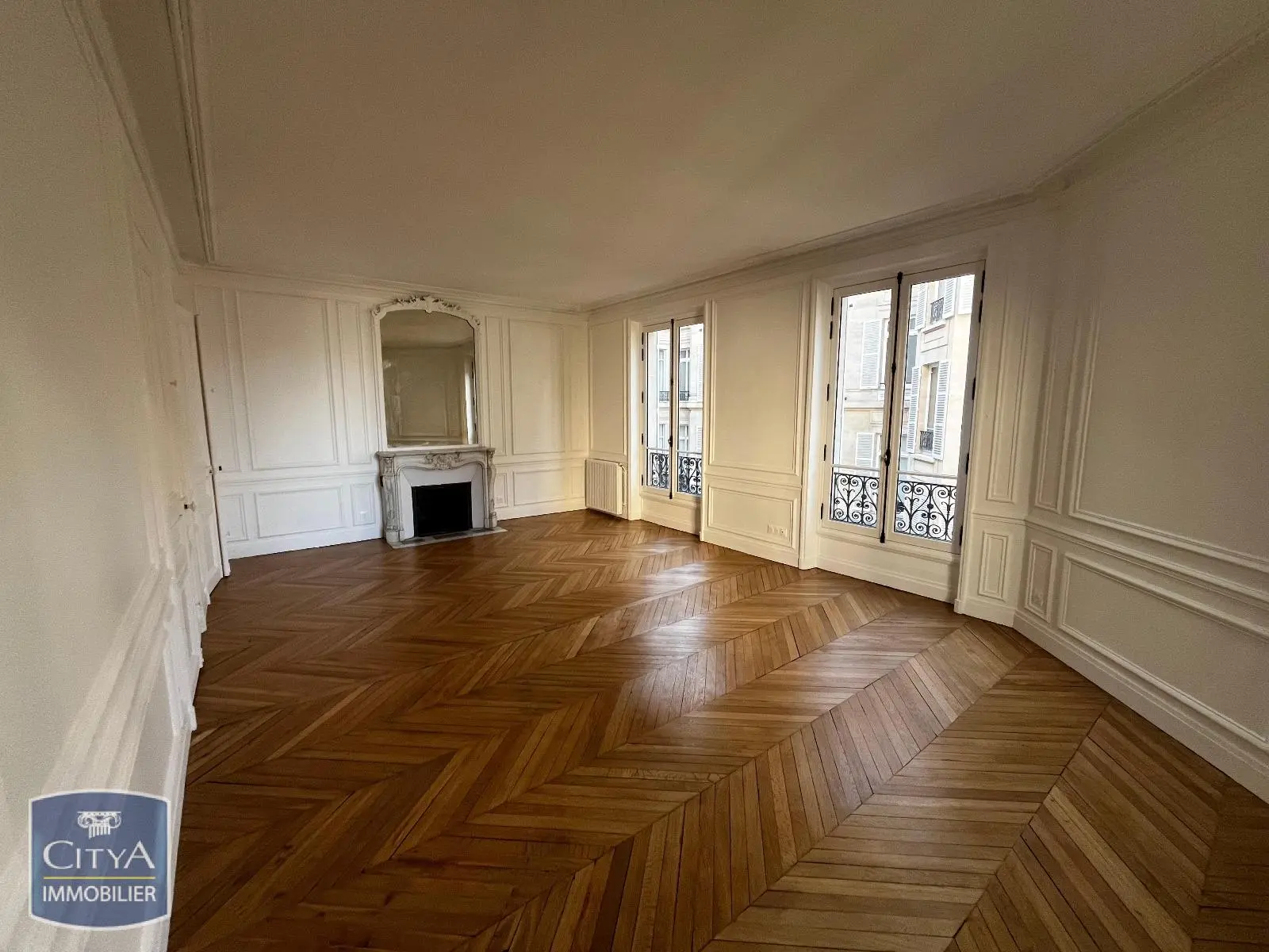 Photo 1 Appartement 4 pièces 126.52m²