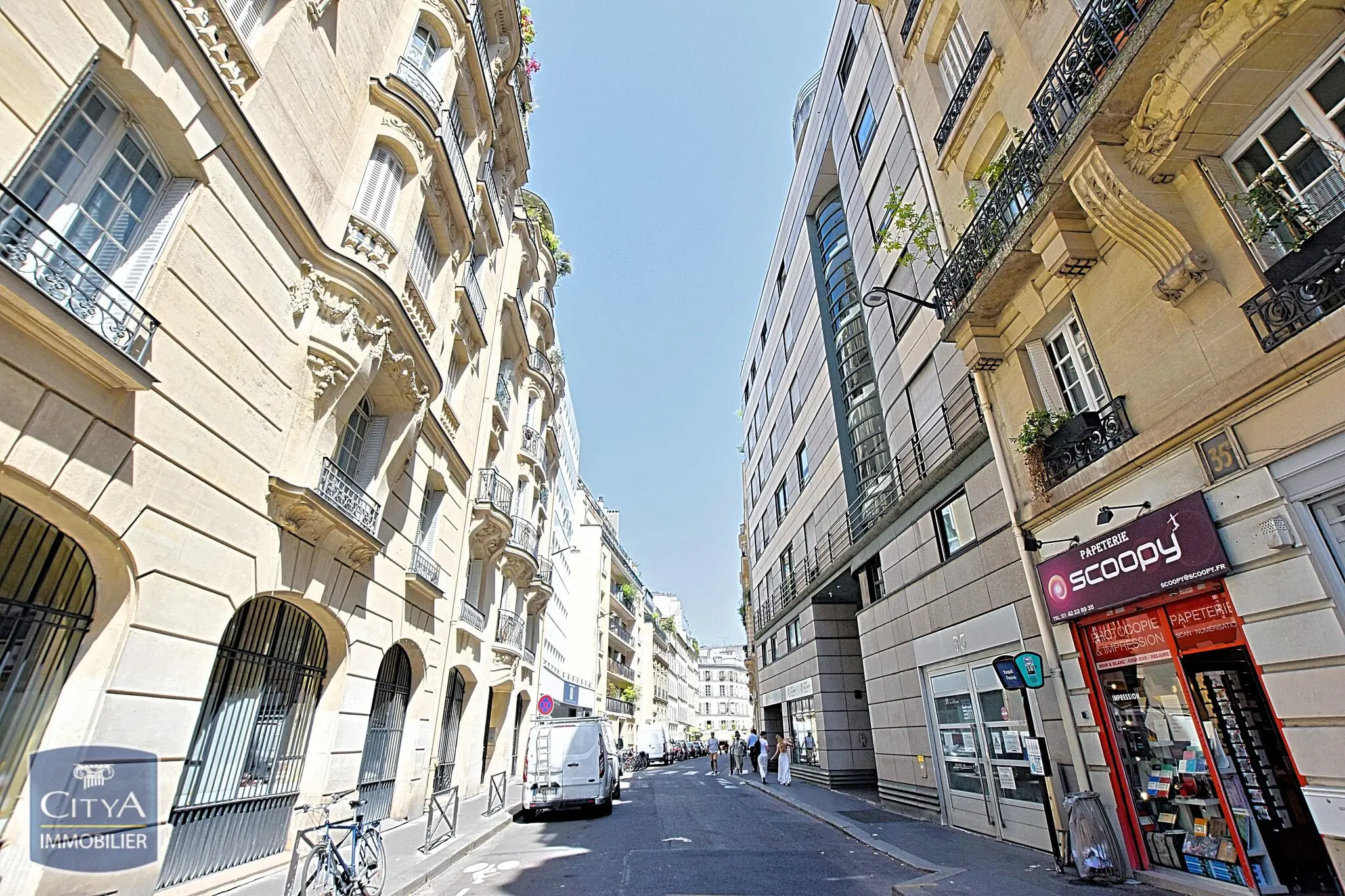 Photo 1 Local Commercial 140m²