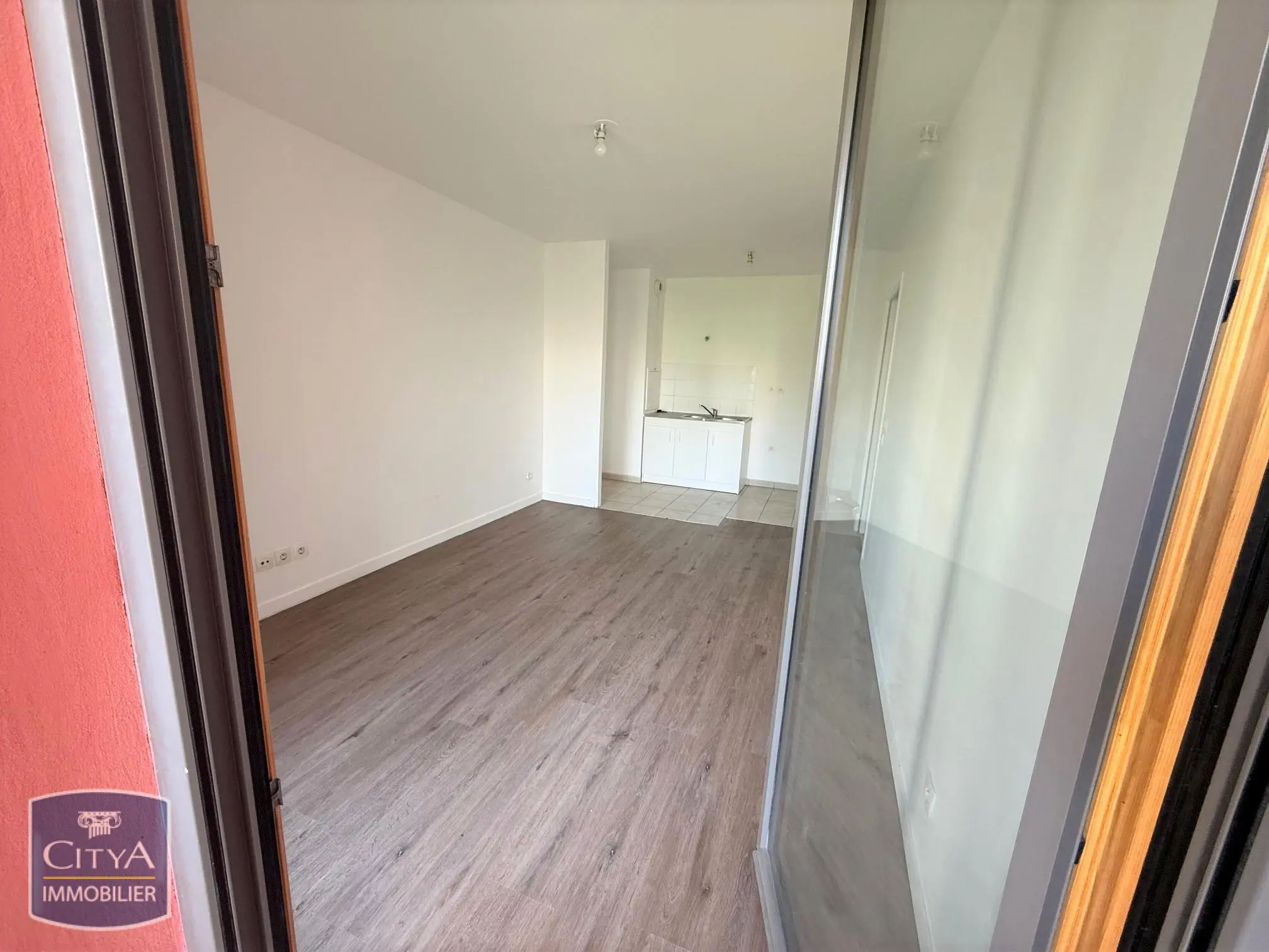 Photo 2 Appartement 2 pièces 43.75m²
