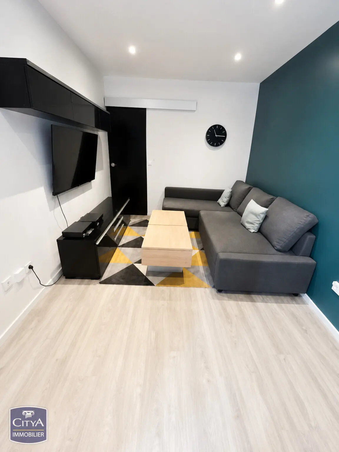 Photo 1 Appartement 1 pièce 17.76m²