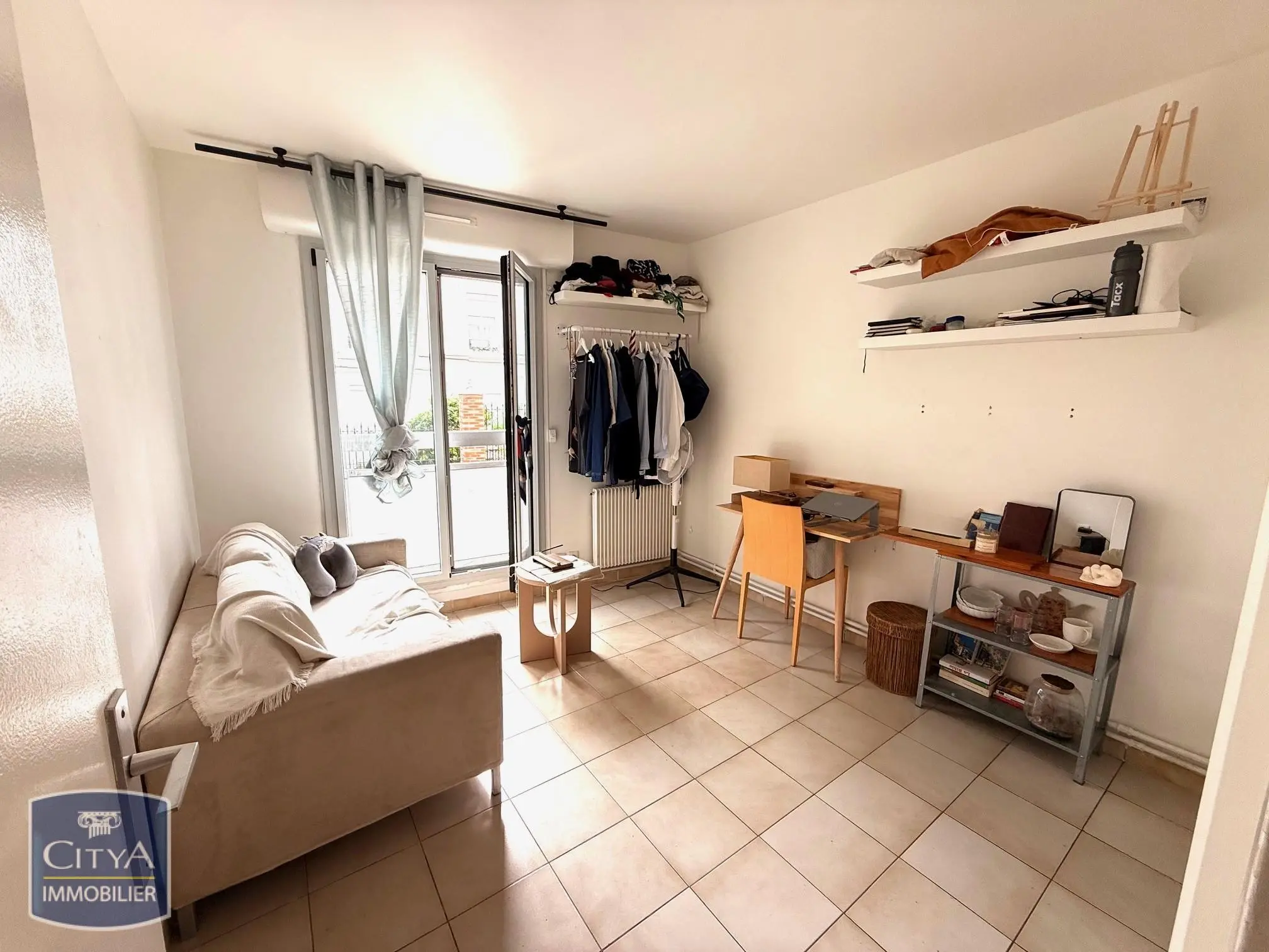 Photo 2 Appartement 1 pièce 15.6m²