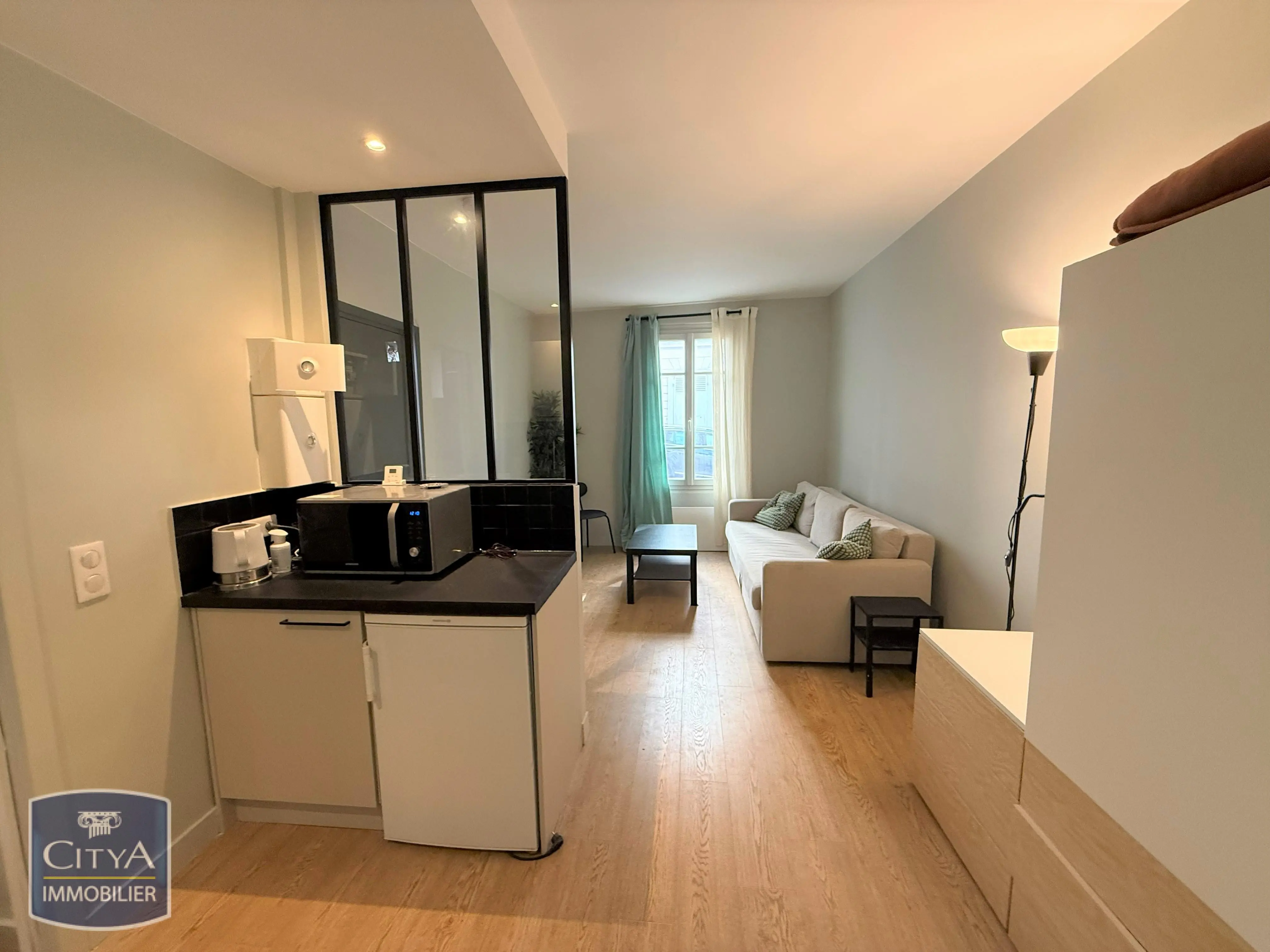 Photo 1 Appartement 1 pièce 22m²