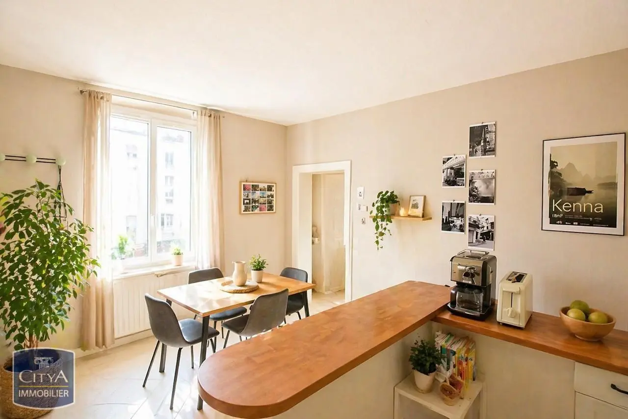 Photo 1 Appartement 3 pièces 42m²