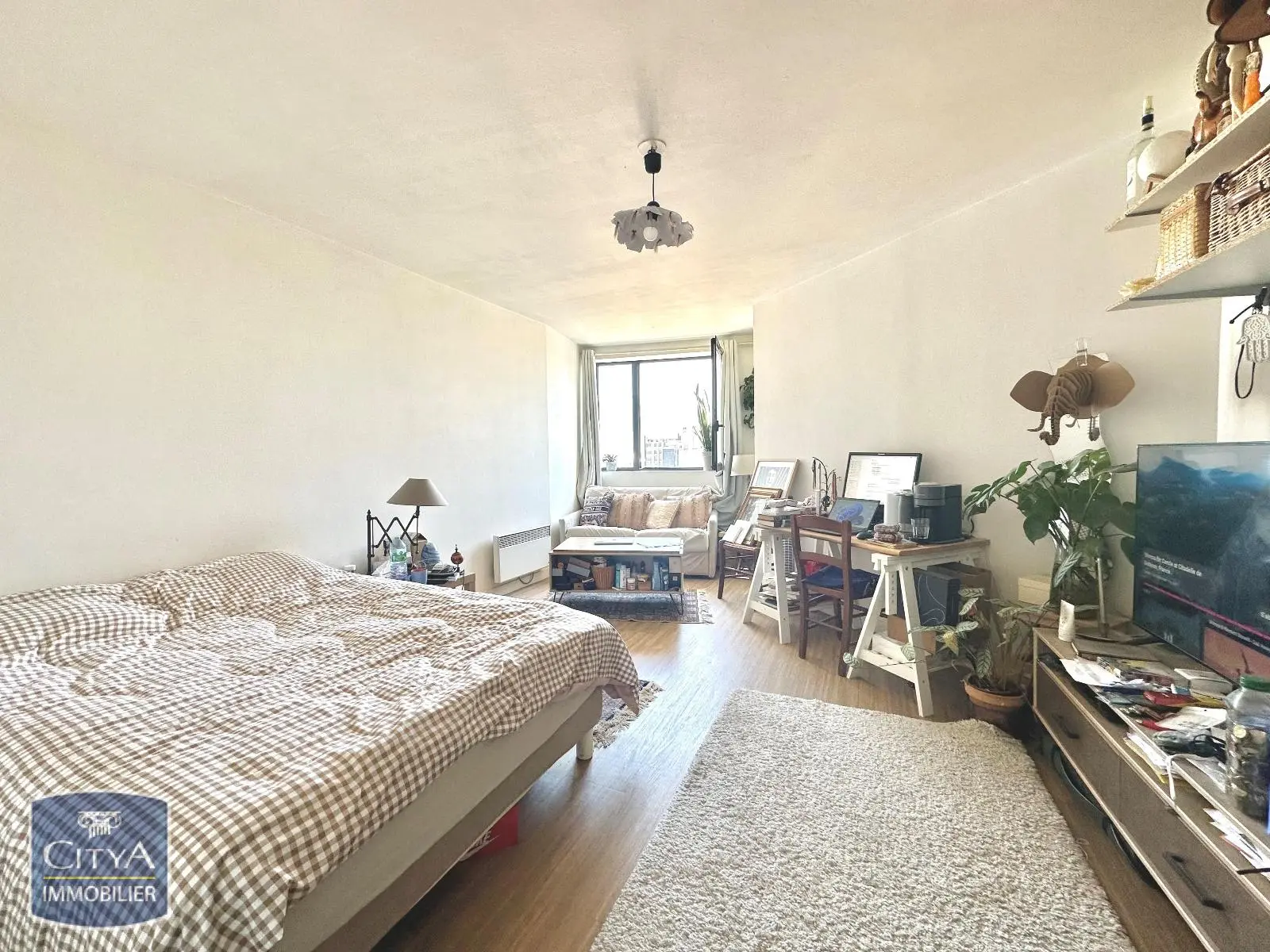 Photo 1 Appartement 1 pièce 33m²