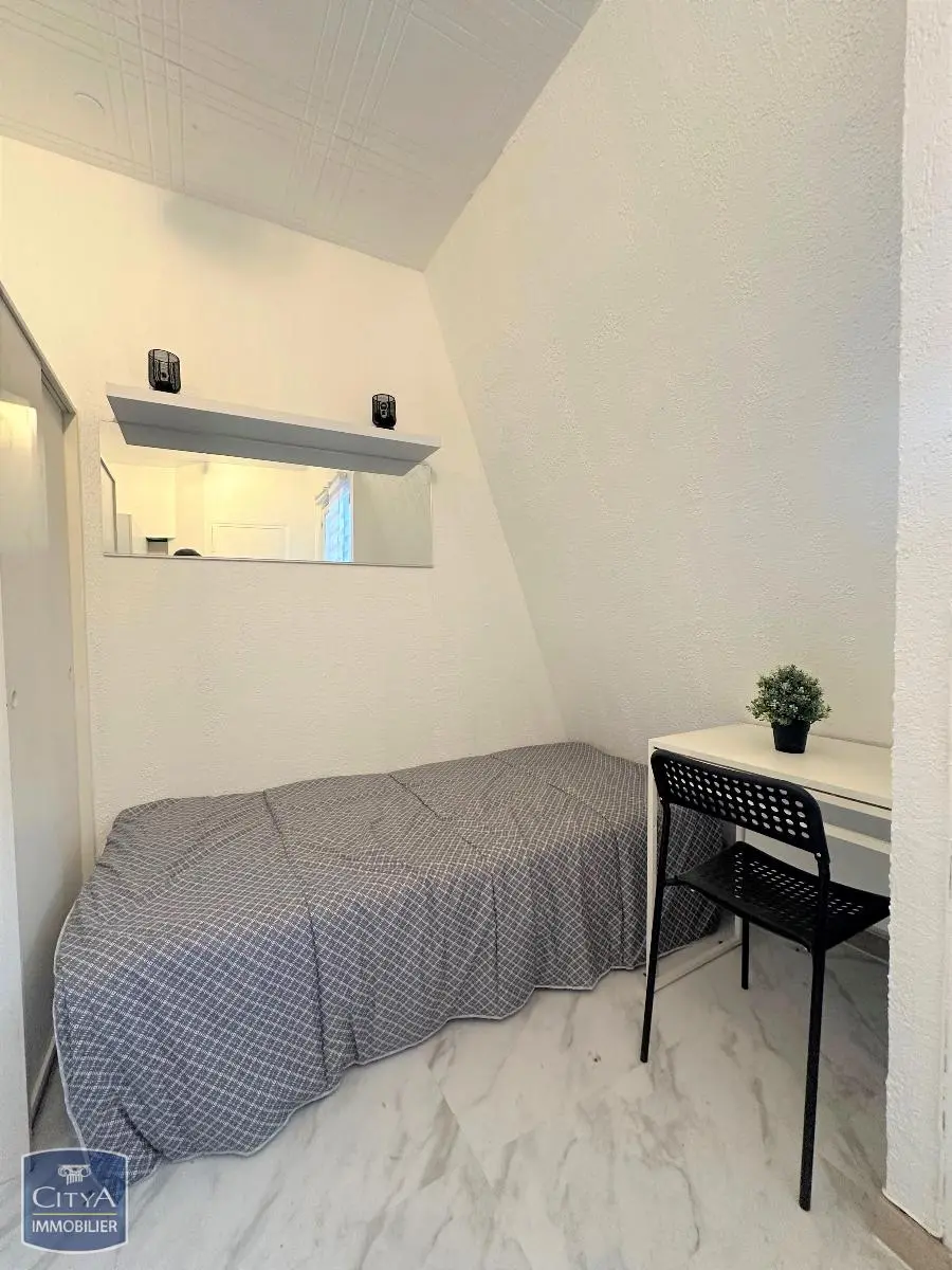 Photo 2 Appartement 1 pièce 7m²