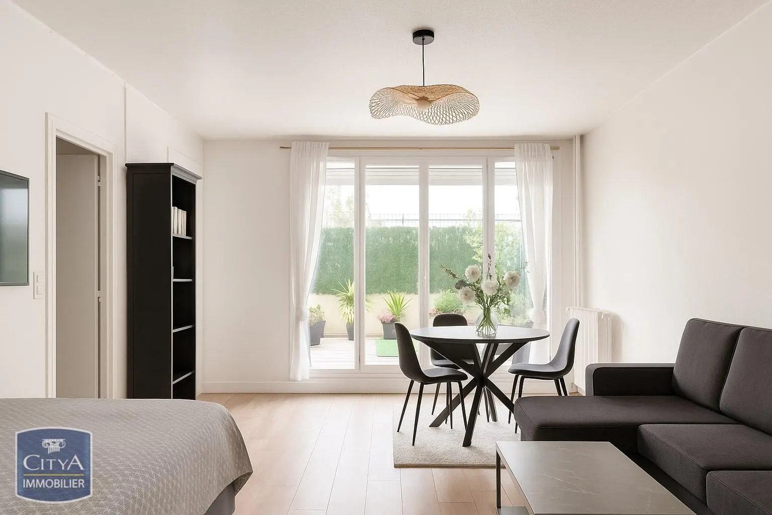 Photo 1 Appartement 1 pièce 36m²