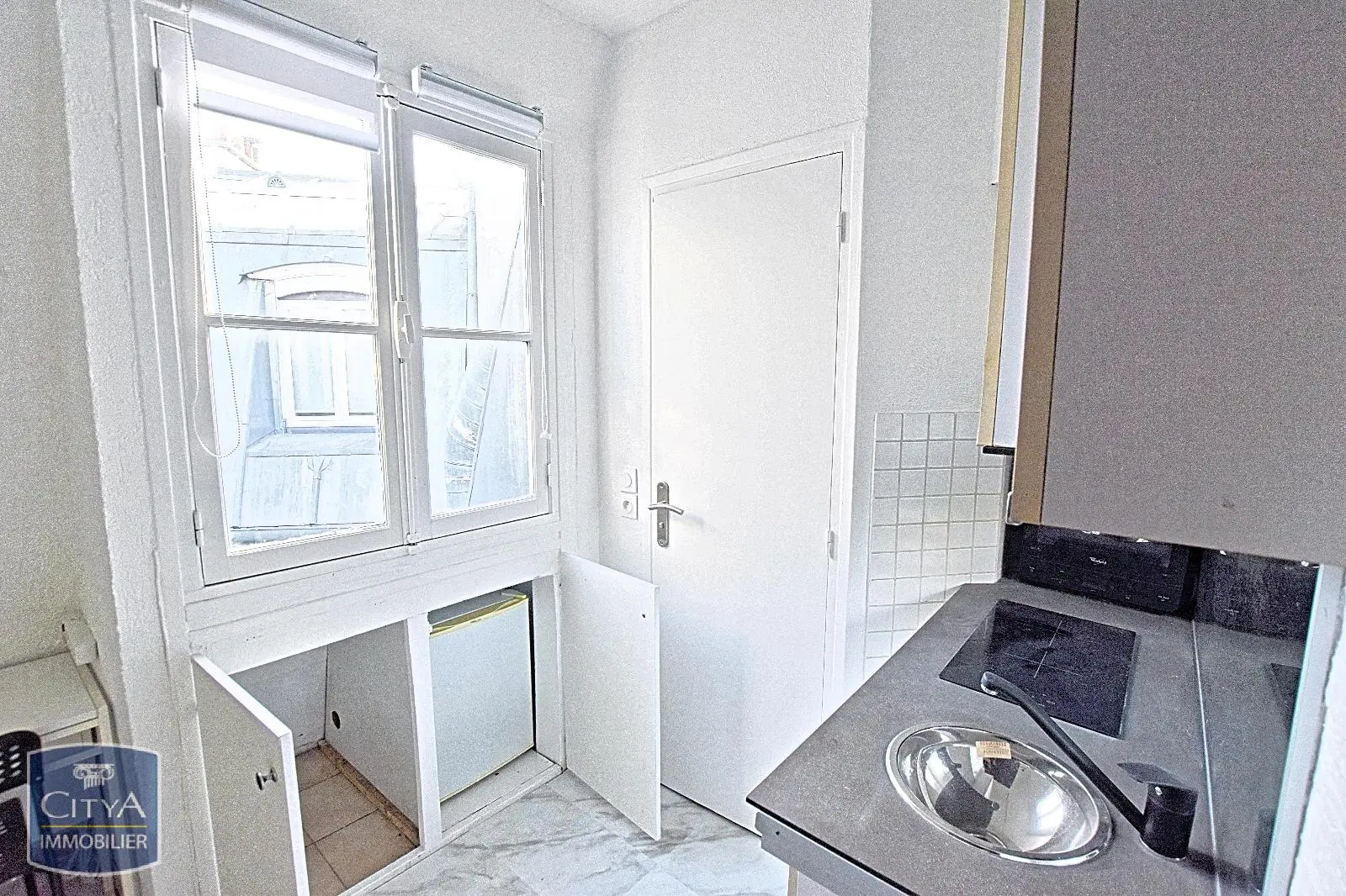 Photo 10 Appartement 1 pièce 9.08m²