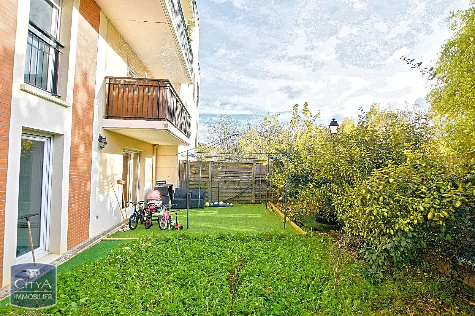 Photo 1 Appartement 4 pièces 81m²