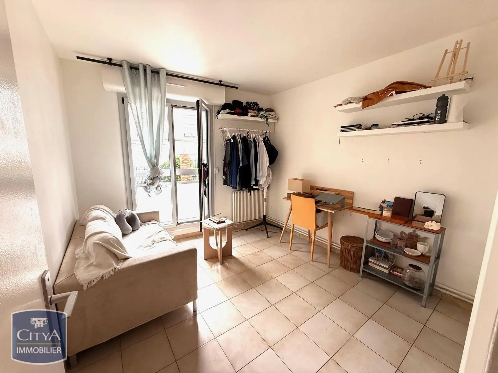 Photo 2 Appartement 1 pièce 15.6m²