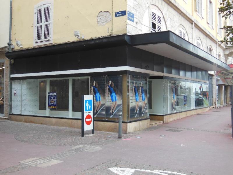Photo Local Commercial 171m²