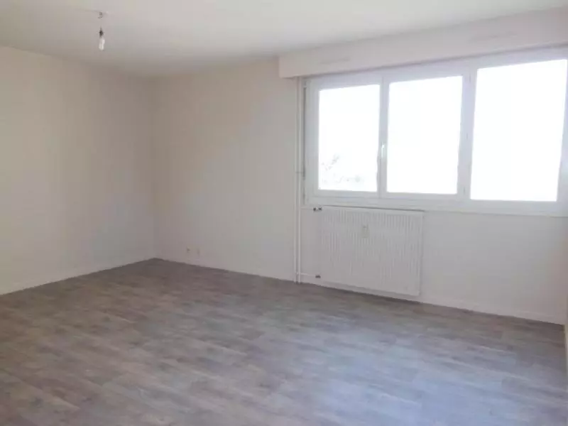 Illustration pour Appartement 1 pièce 33.15m² Photo Appartement 1 pièce 33.15m²