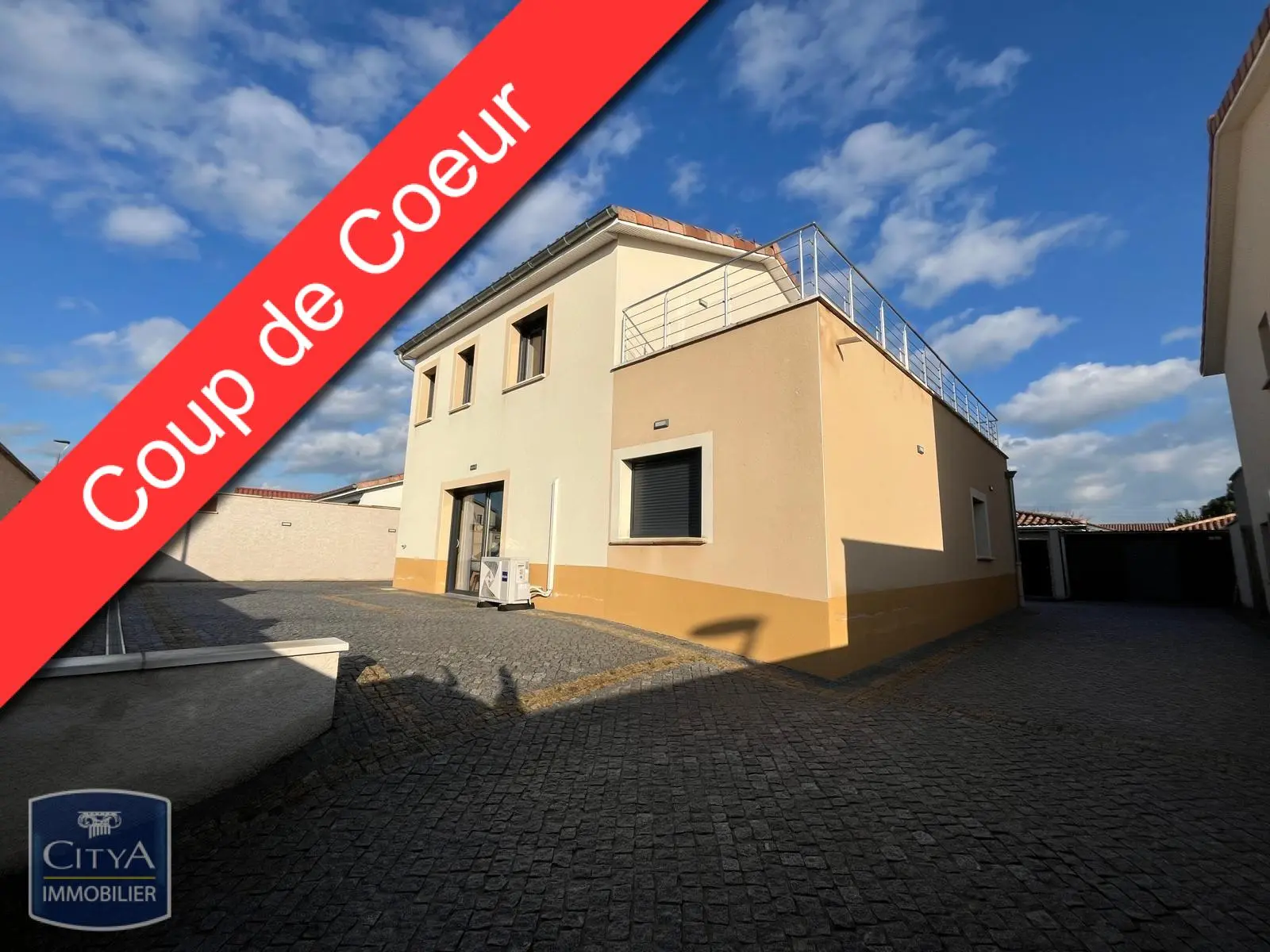 Photo 1 Maison 5 pièces 150m²