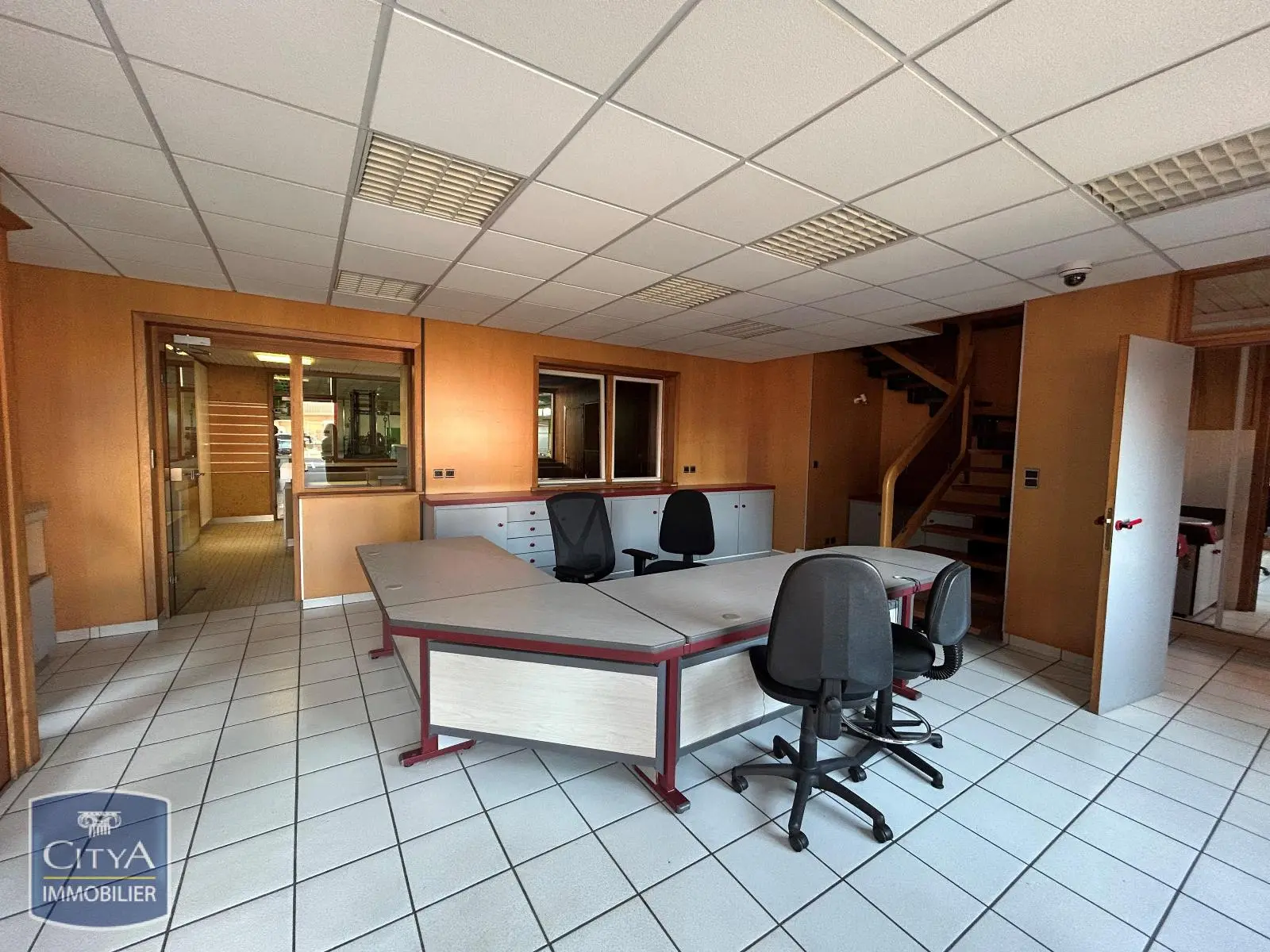 Photo 10 Local Commercial 1200m²