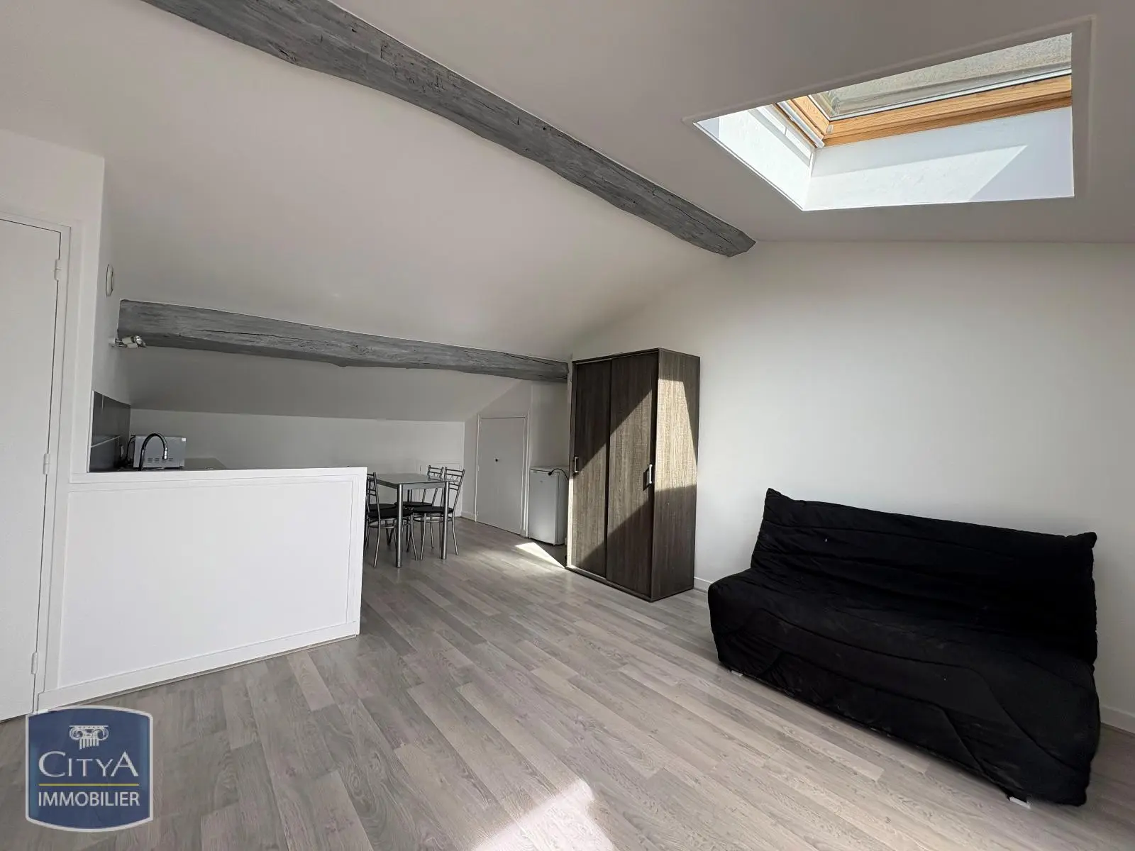 Photo 1 Appartement 1 pièce 30.5m²