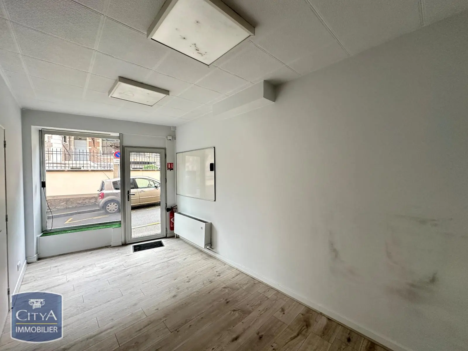 Photo 5 Local Commercial 60.8m²