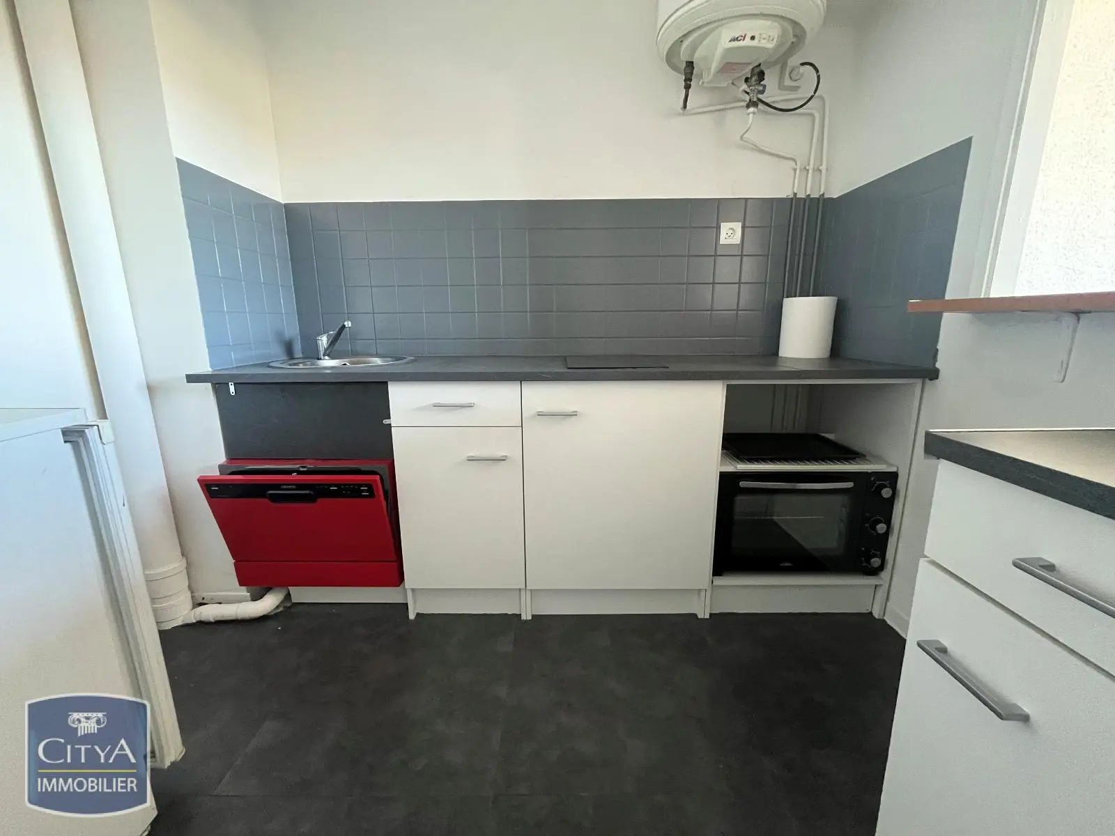 Photo 3 Appartement 1 pièce 27.67m²