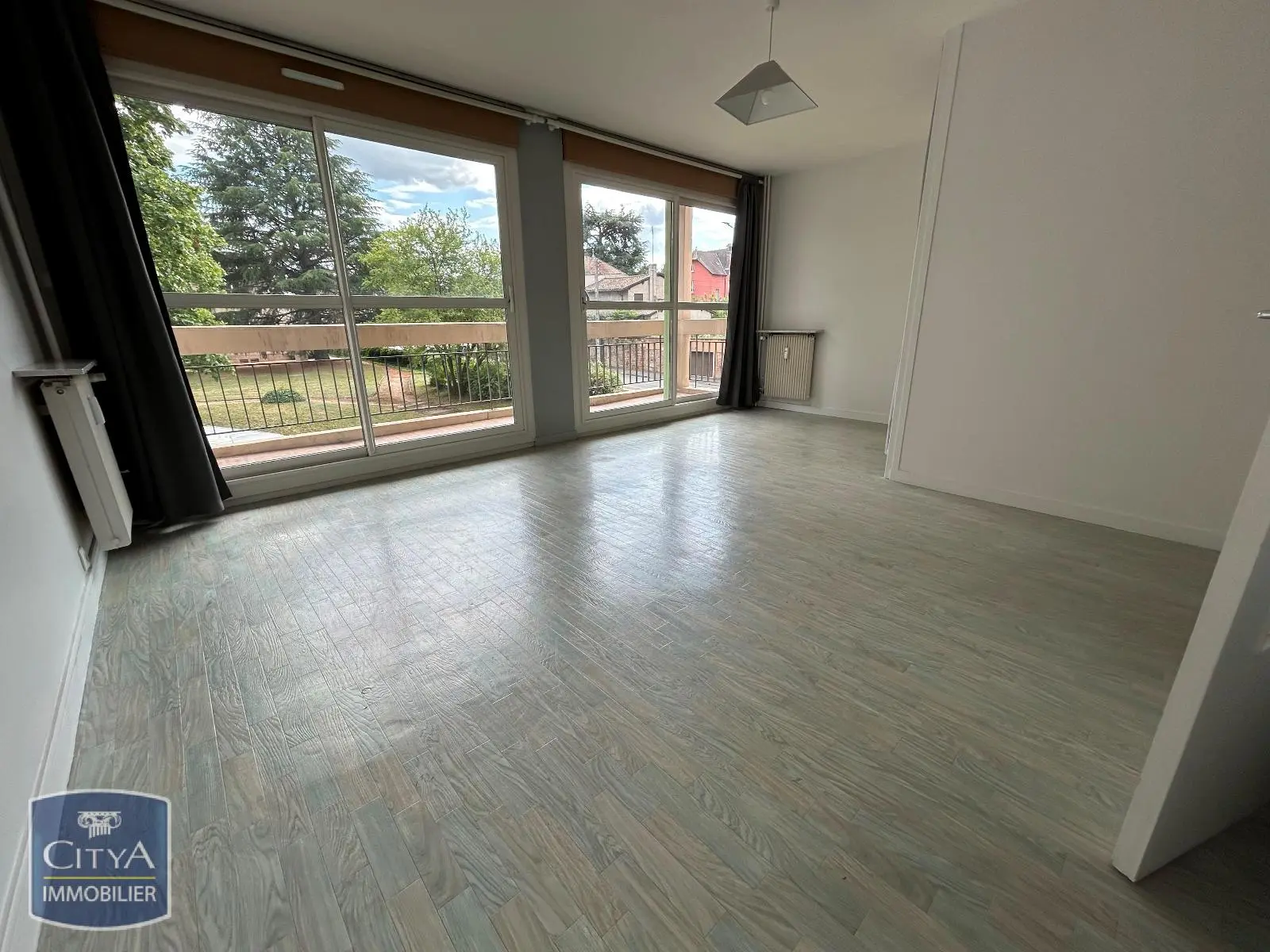 Photo 1 Appartement 1 pièce 28.75m²