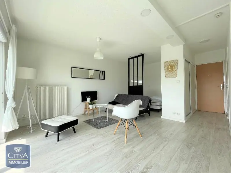 Photo 1 Appartement 1 pièce 29.34m²
