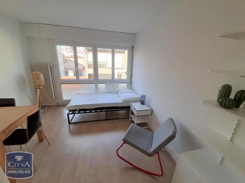 Photo 1 Appartement 1 pièce 25.35m²