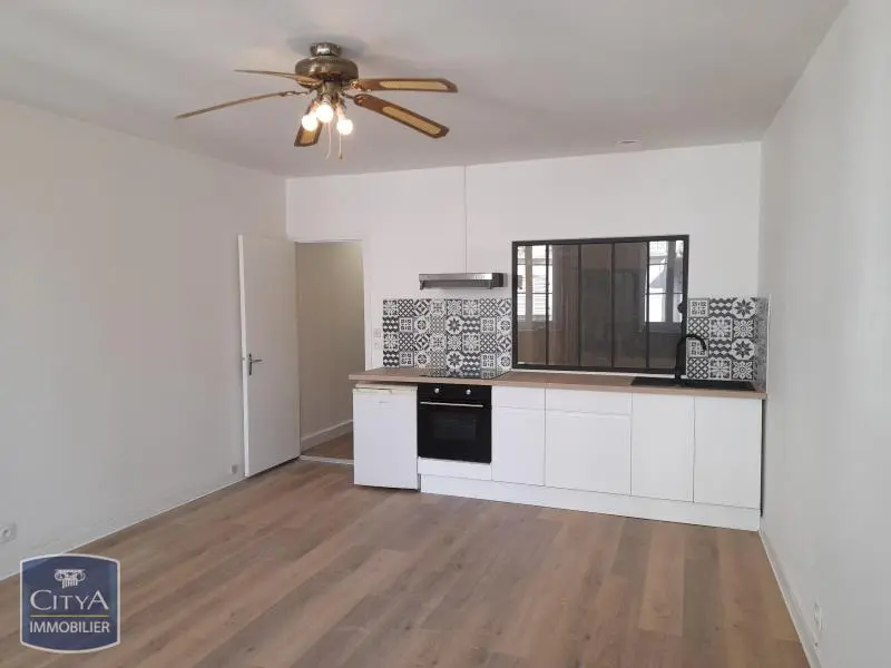 Photo 2 Appartement 1 pièce 37.17m²