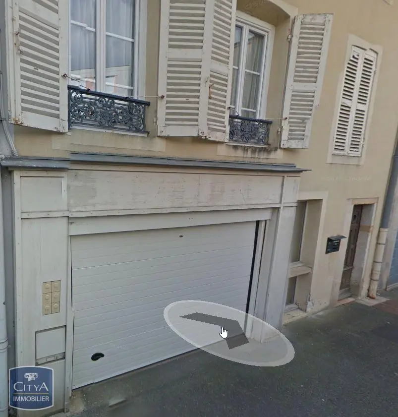 Photo 1 Parking