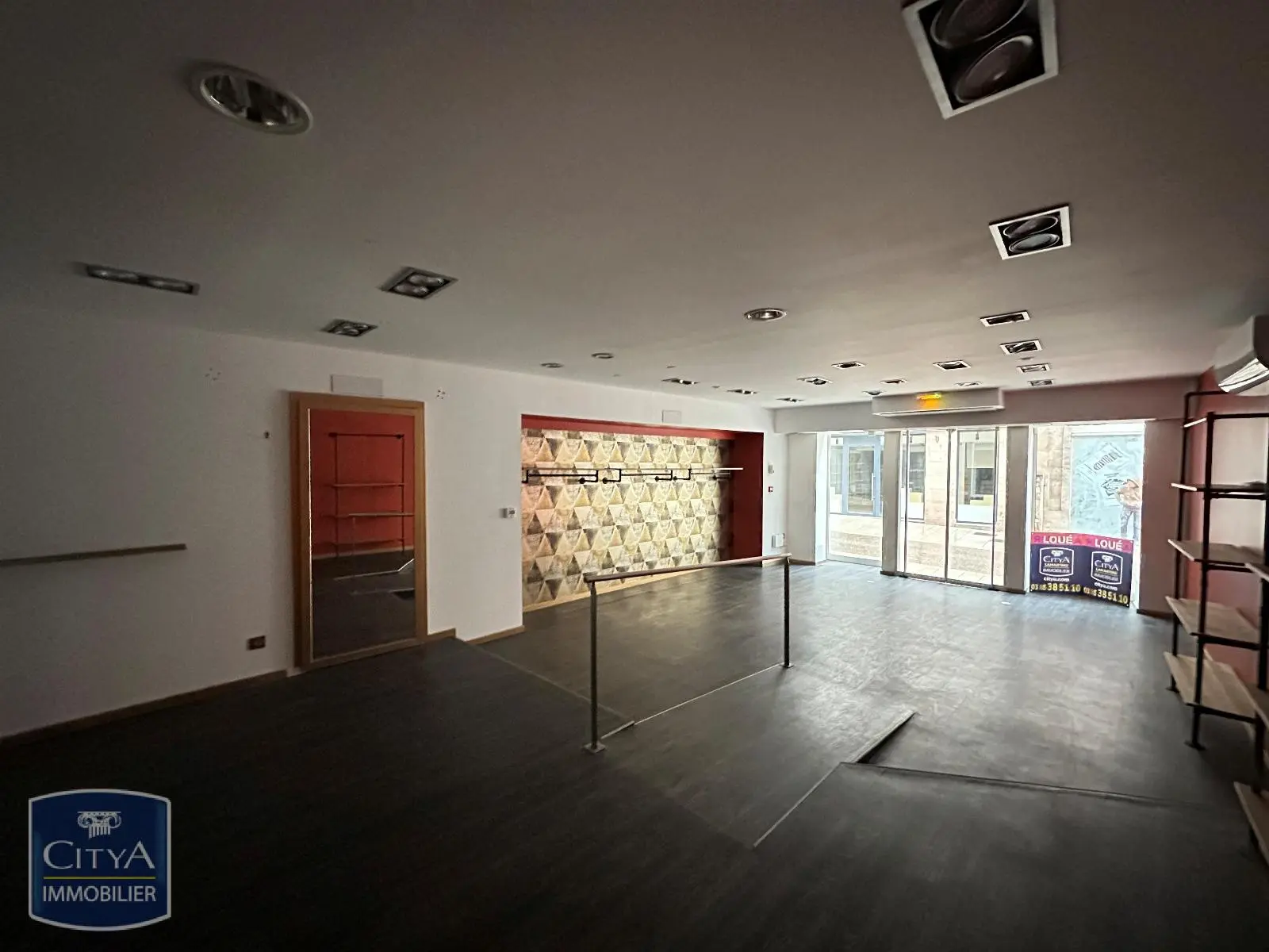 Photo 5 local commercial Mâcon