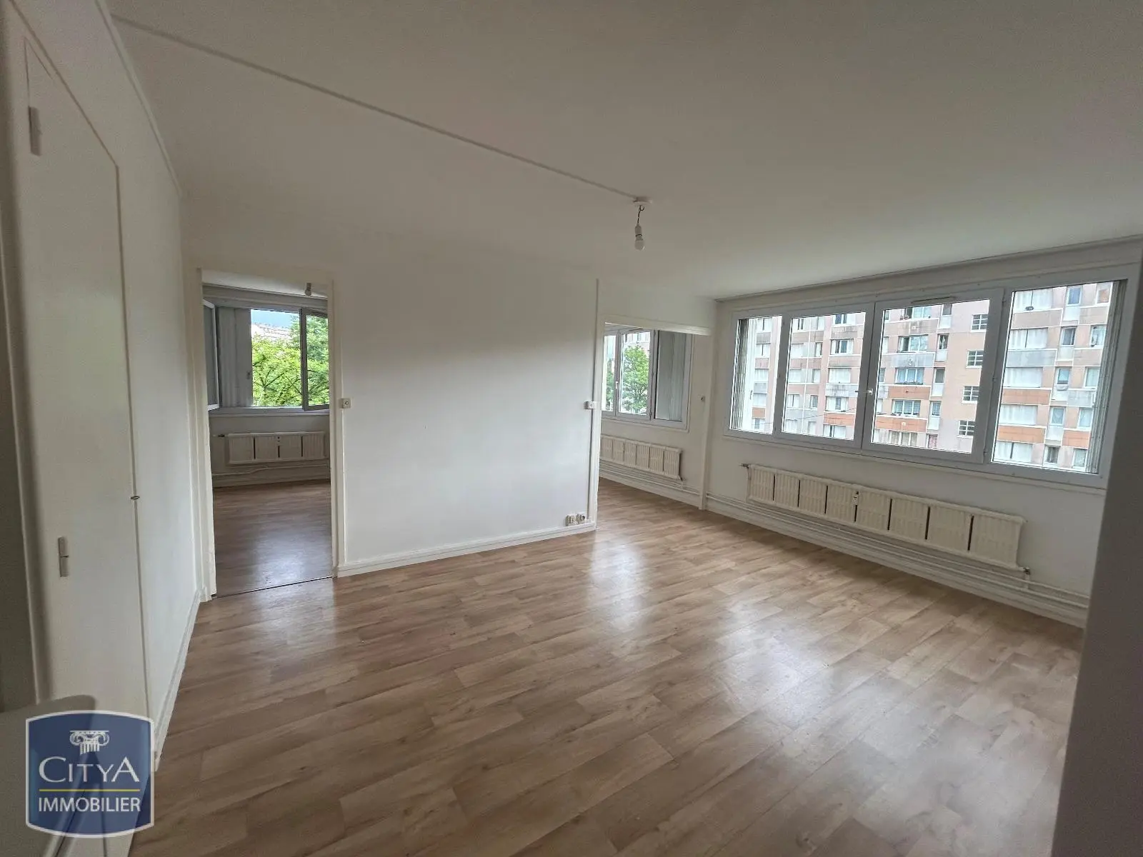 Photo 1 Appartement 4 pièces 100m²