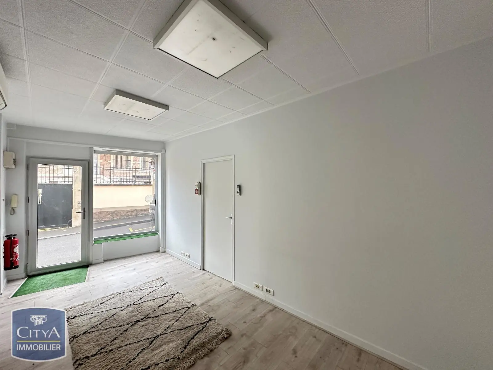 Photo 7 Local Commercial 60.8m²