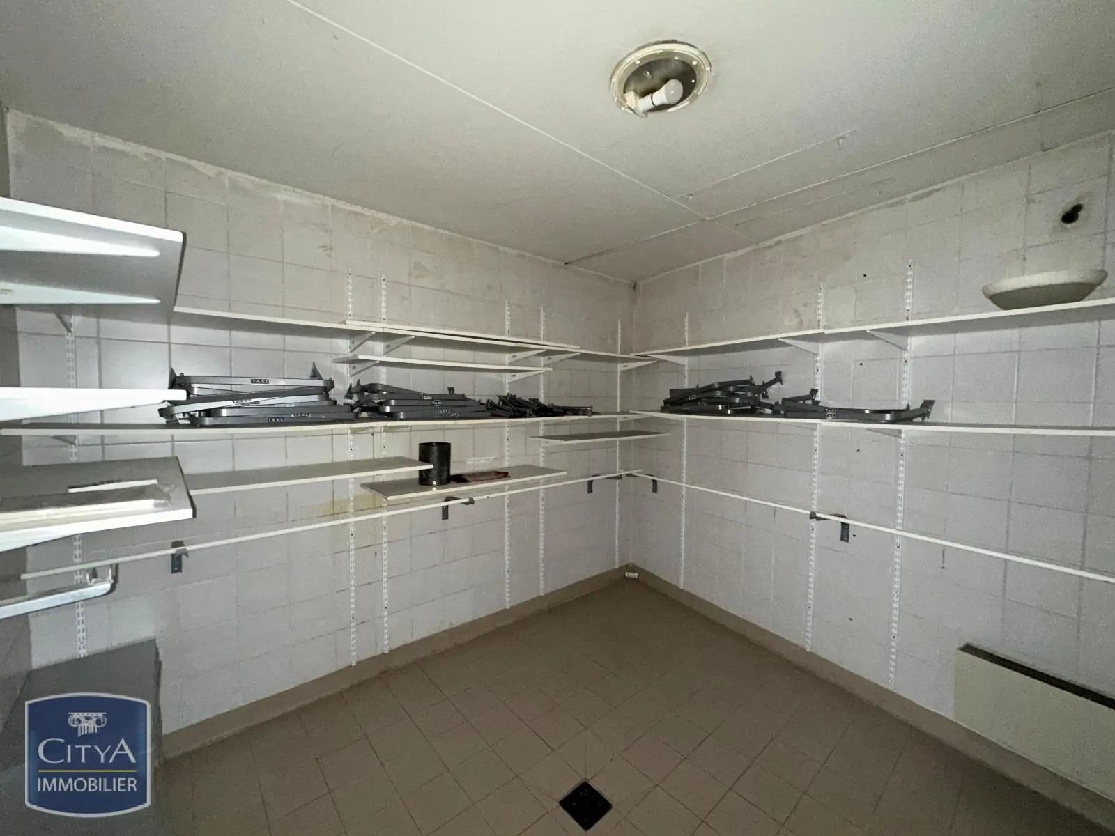 Photo 6 Local Commercial